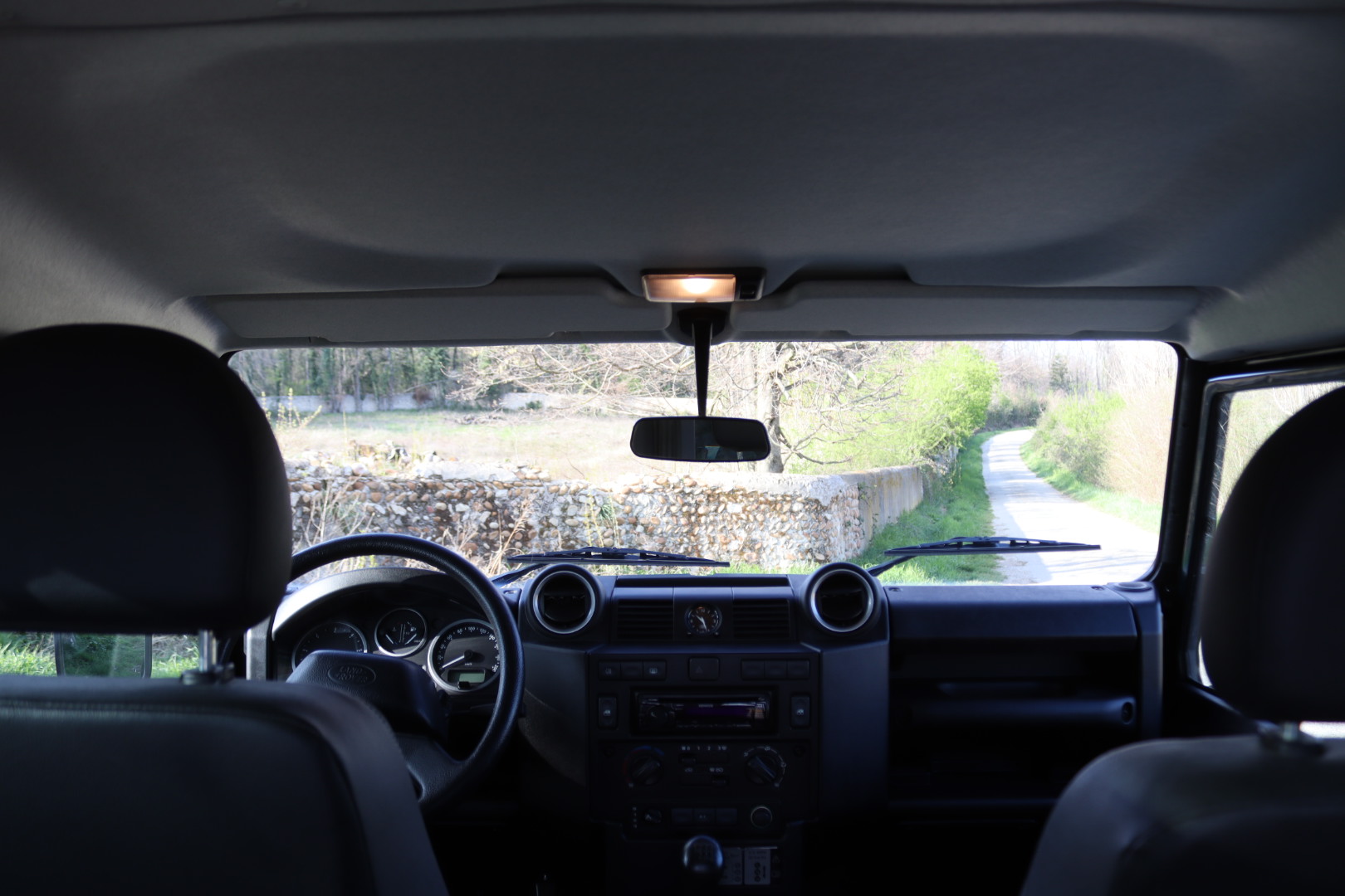 Photo Land Rover Defender 90 2.2 4 places "Aintree Green"