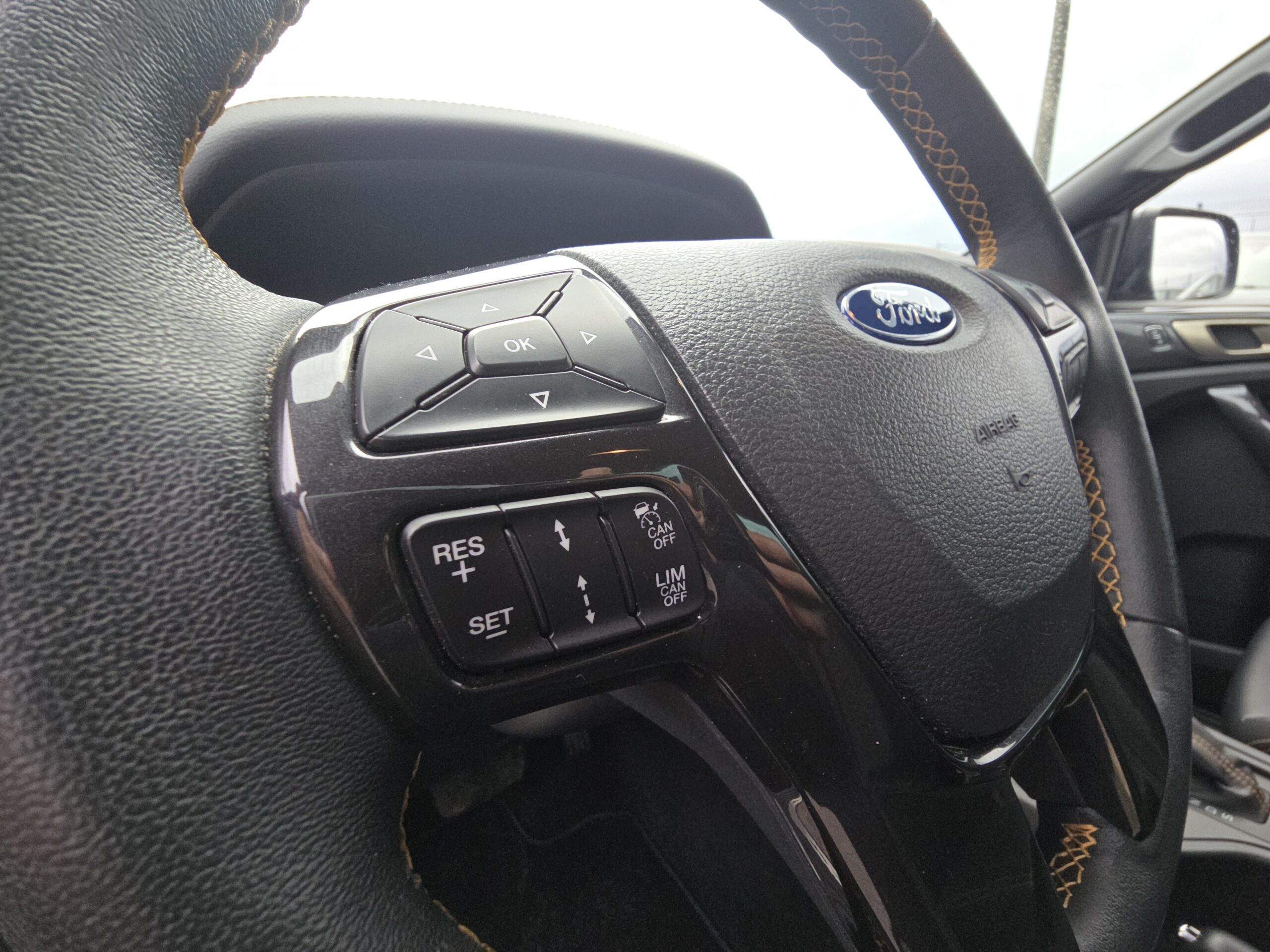Photo Ford Ranger Wildtrak Double Cabine 2.0 Bi-Turbo 213 BVA10