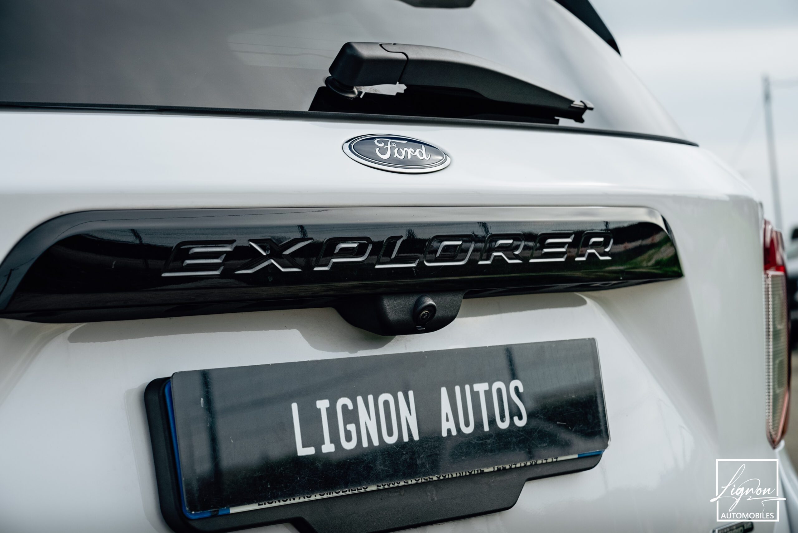 Photo FORD EXPLORER 3.0 ECOBOOST 457ch Parallel PHEV ST-Line i-AWD BVA10