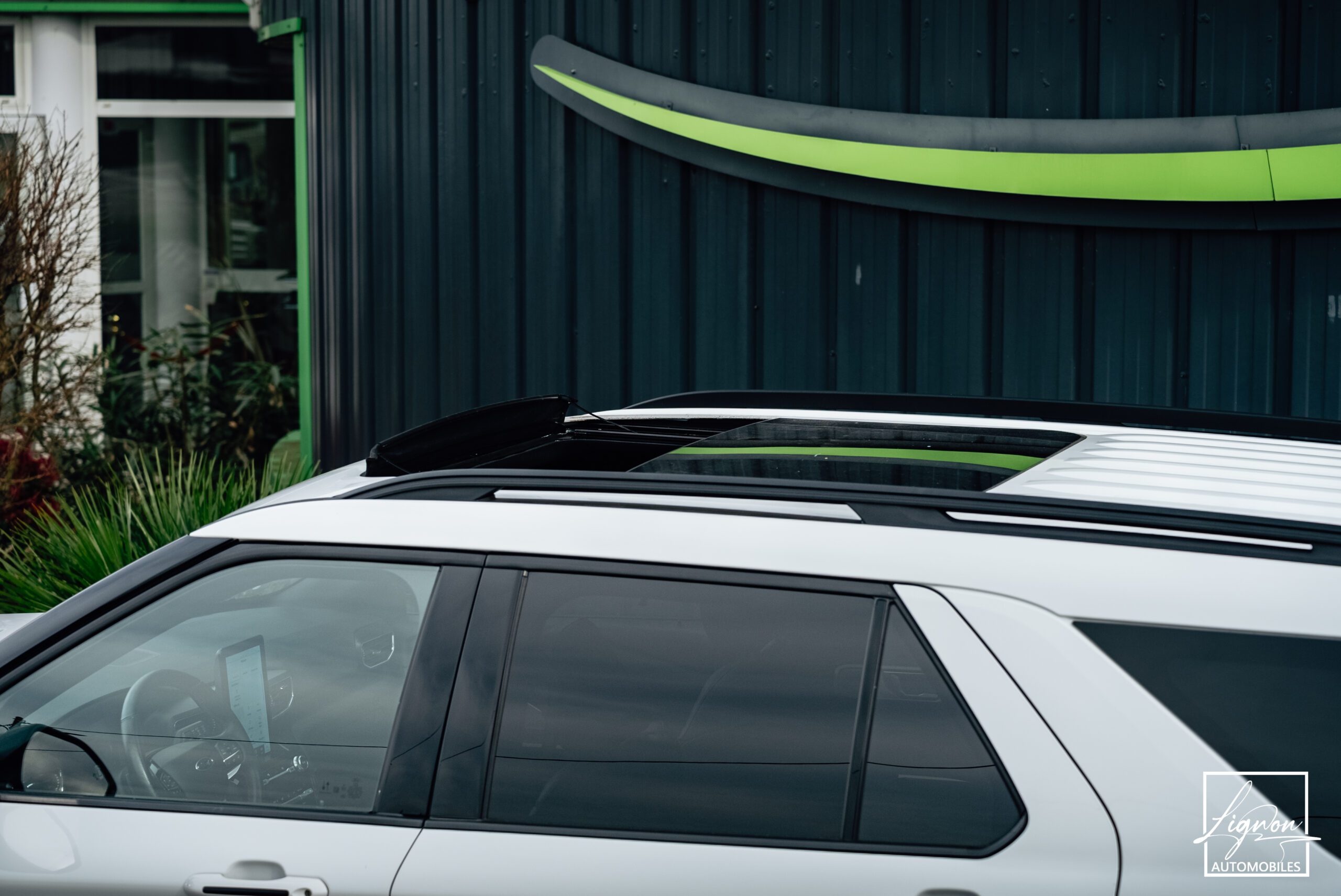 Photo FORD EXPLORER 3.0 ECOBOOST 457ch Parallel PHEV ST-Line i-AWD BVA10
