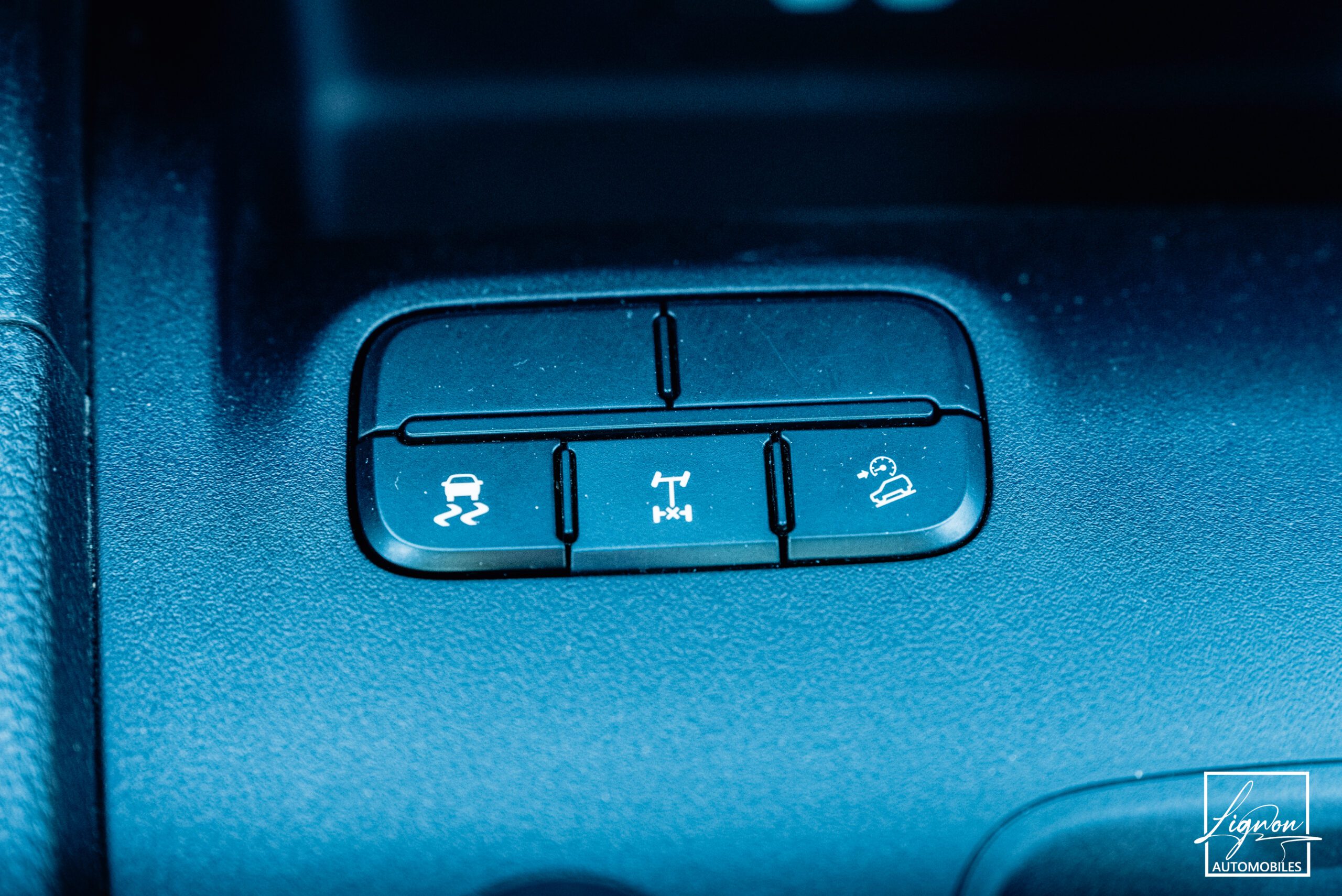 Photo Ford Ranger Raptor Double Cabine 2.0 TDCi 213 EcoBlue BVA10 - Webastoo