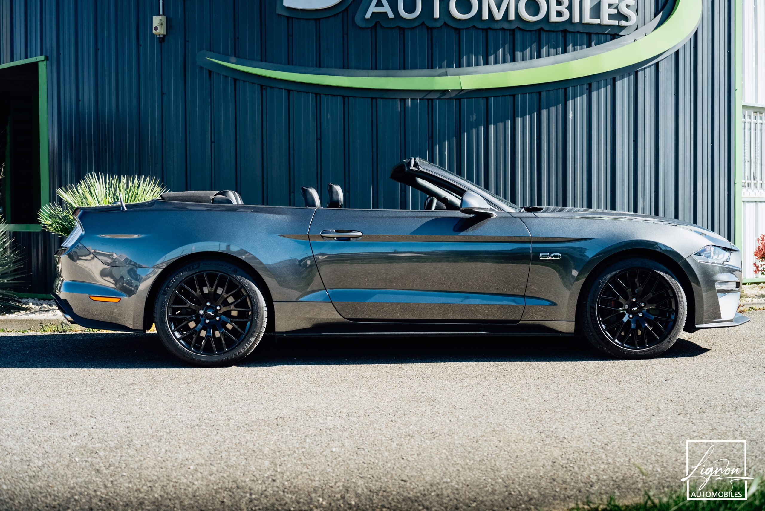 Photo Ford Mustang Cabriolet 5.0 v8 GT 450 CH BVA10 - 1er main