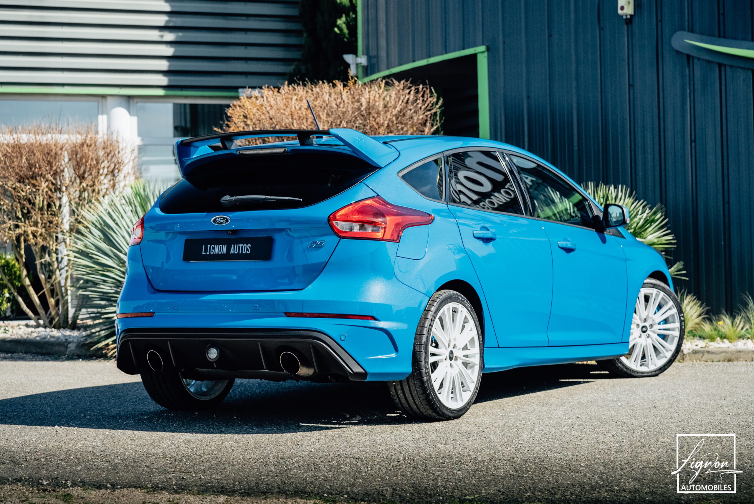Photo Ford Focus RS 2.3 350 CH Recaro - GPS - CARPLAY - CAMERA