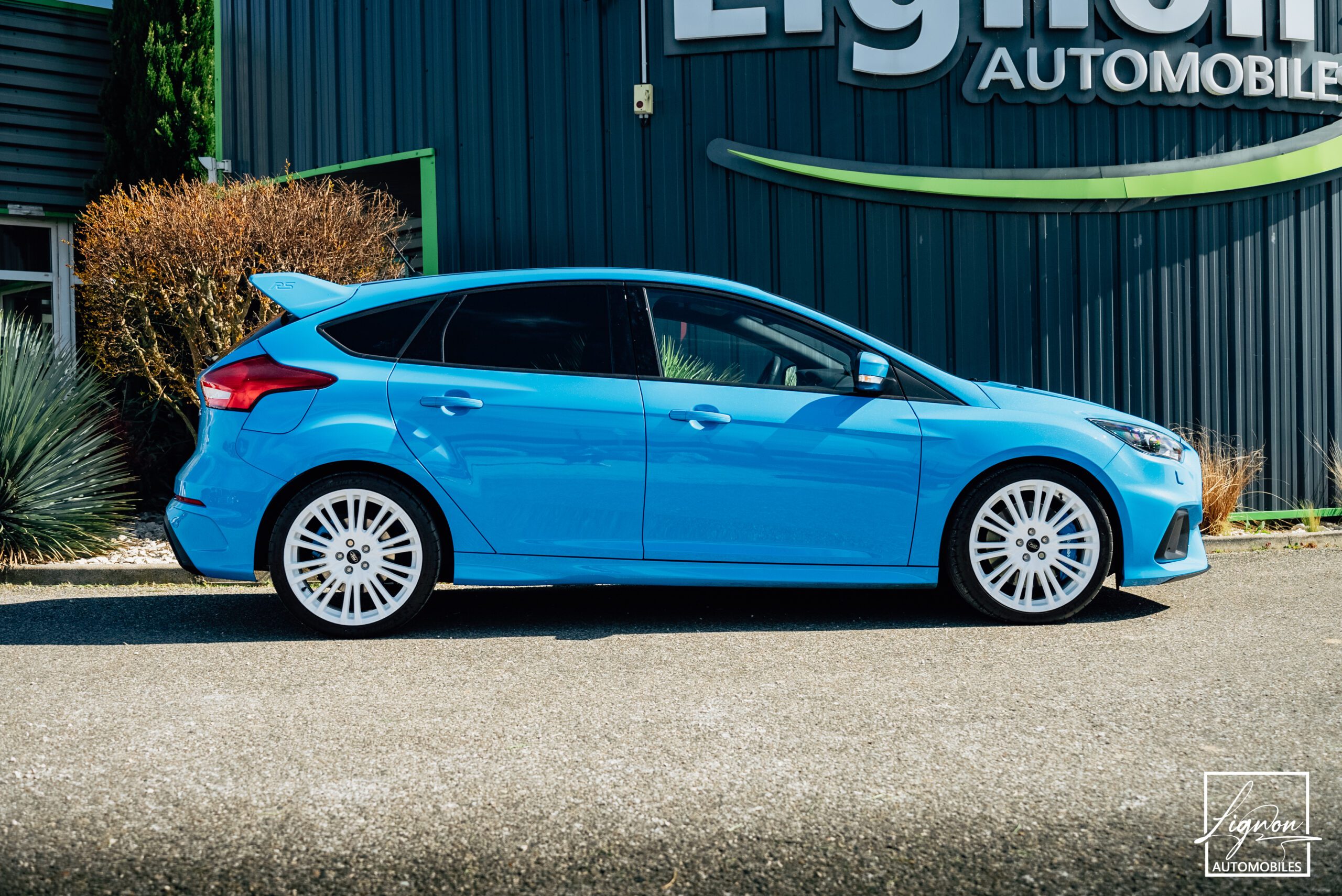 Photo Ford Focus RS 2.3 350 CH Recaro - GPS - CARPLAY - CAMERA