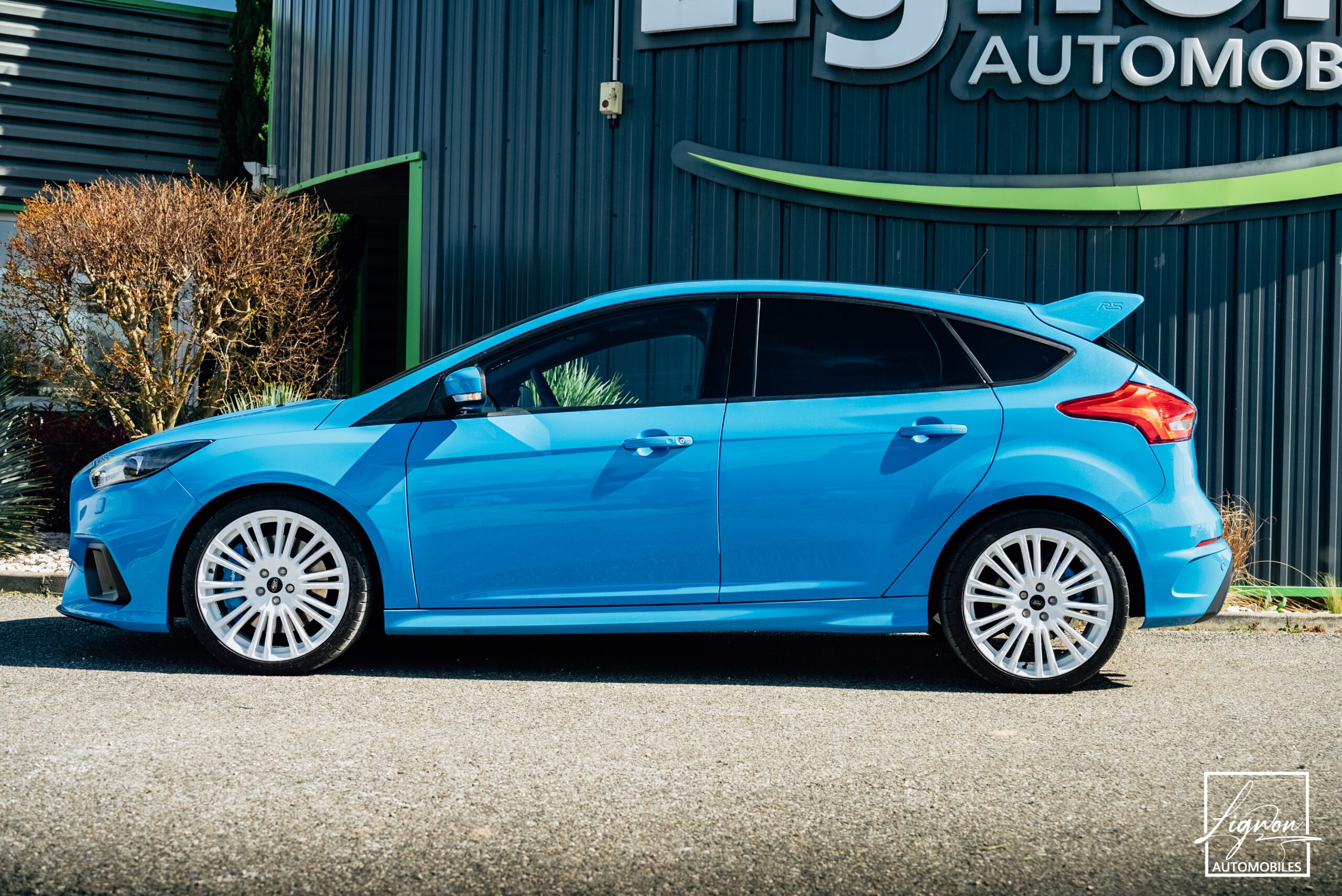 Photo Ford Focus RS 2.3 350 CH Recaro - GPS - CARPLAY - CAMERA