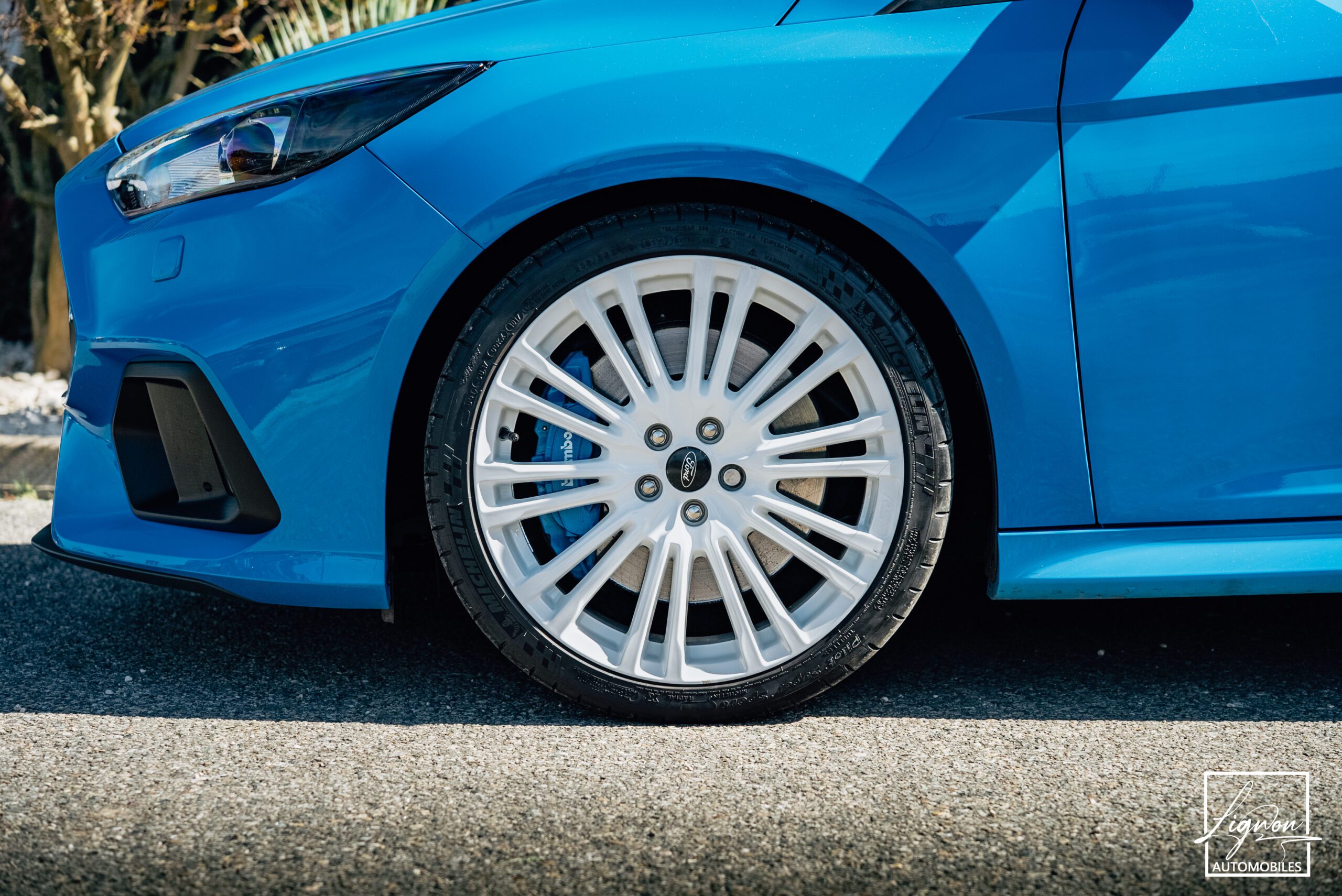 Photo Ford Focus RS 2.3 350 CH Recaro - GPS - CARPLAY - CAMERA