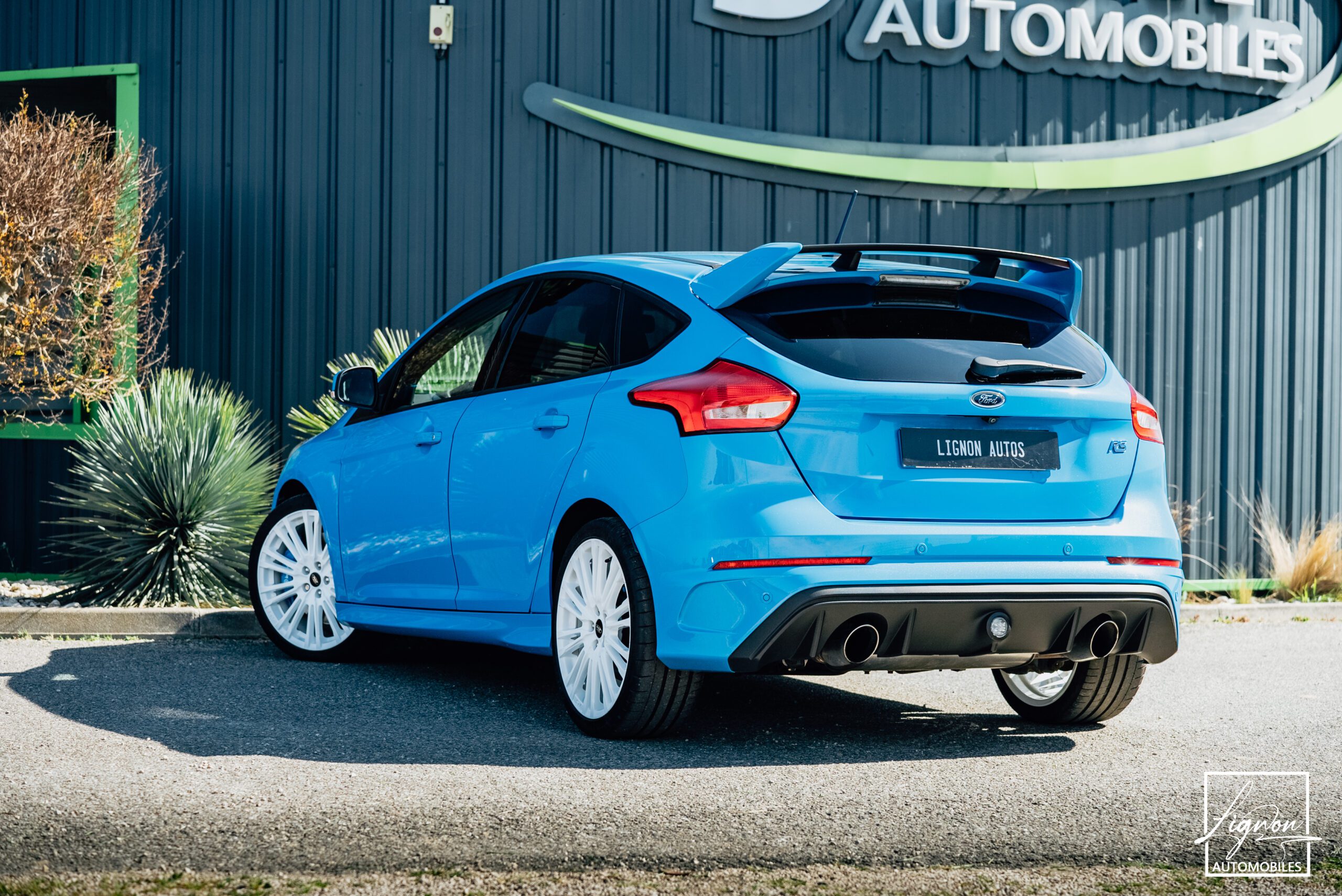Photo Ford Focus RS 2.3 350 CH Recaro - GPS - CARPLAY - CAMERA