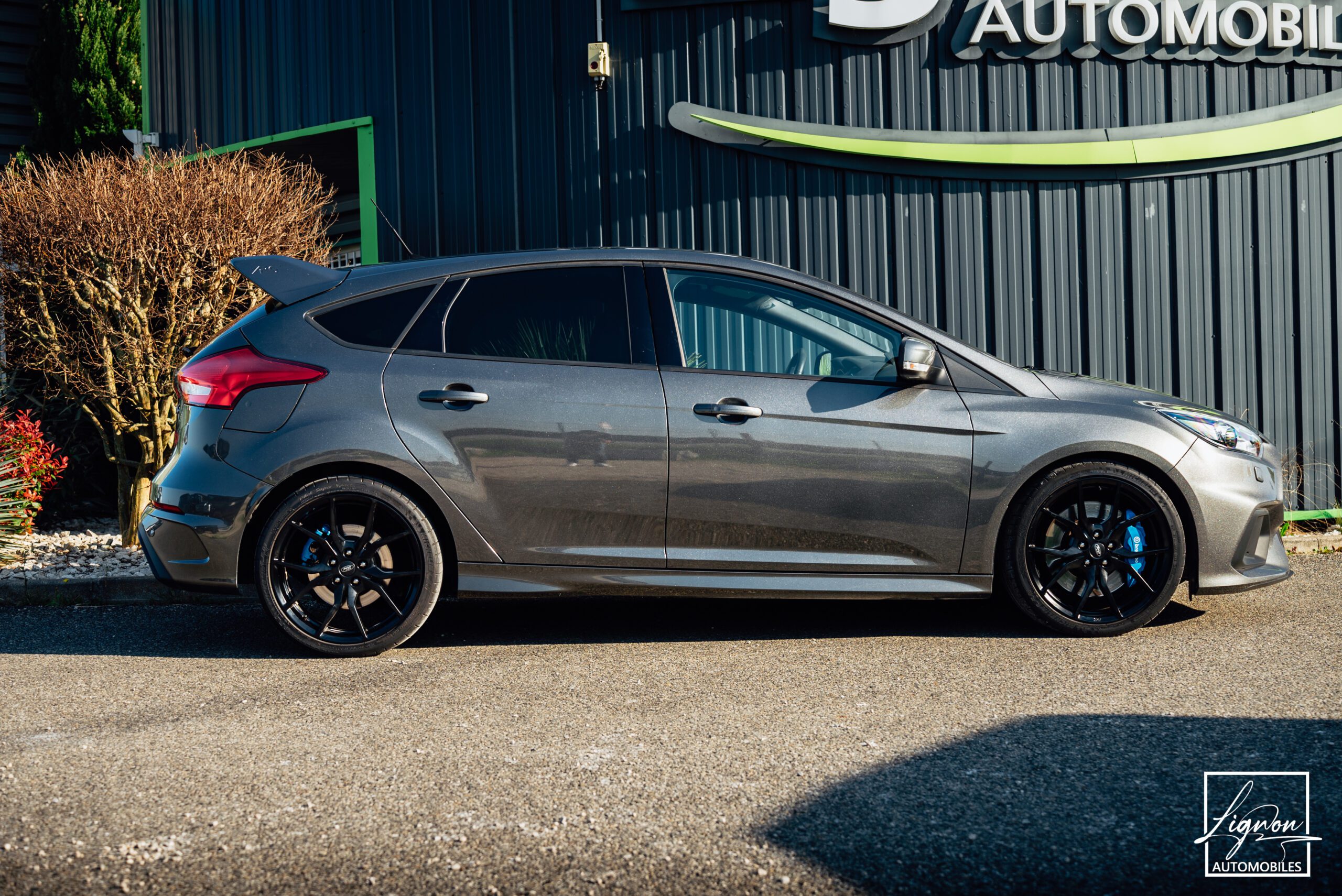 Photo Ford Focus RS 2.3 350 CH Recaro - GPS - CARPLAY - CAMERA