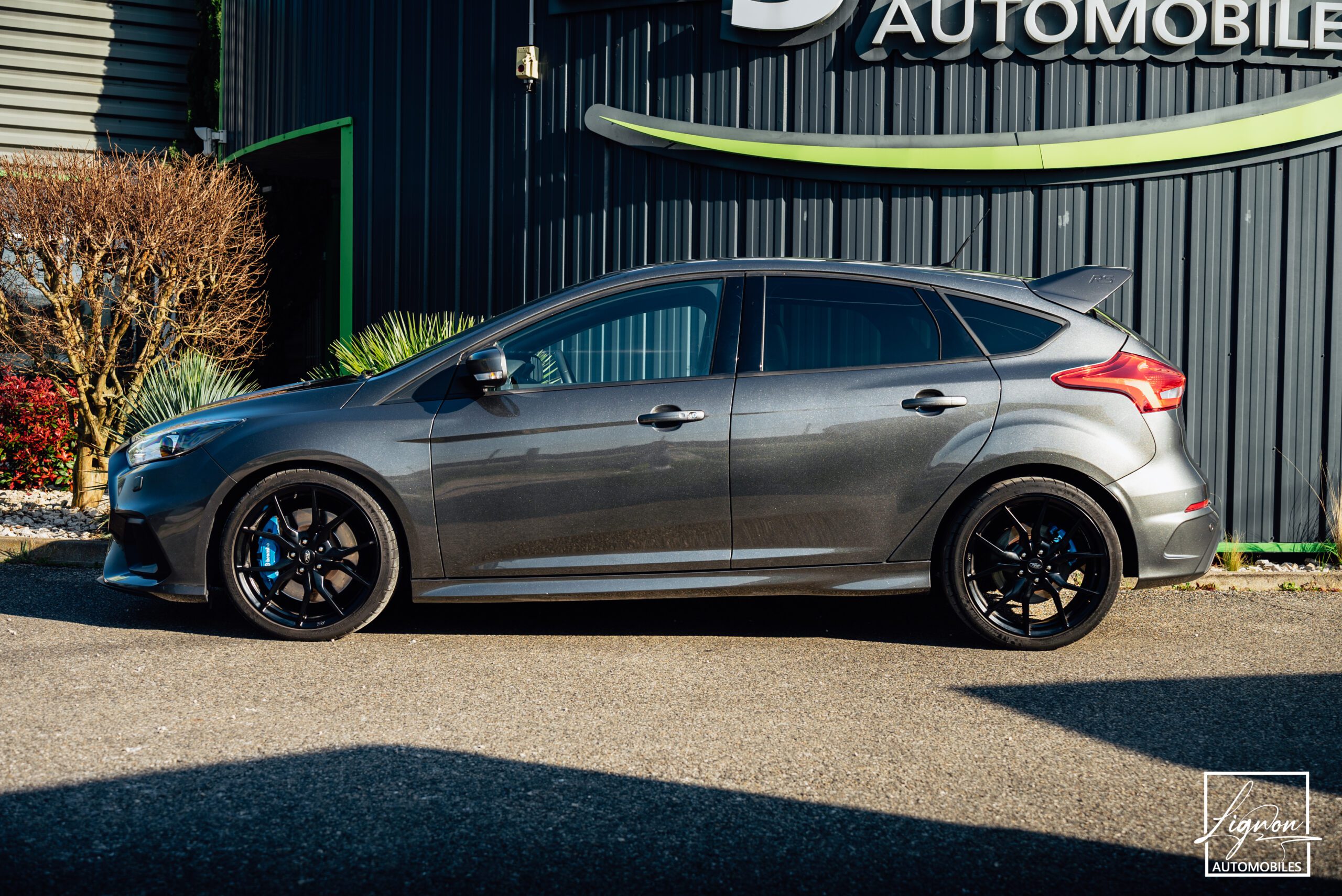 Photo Ford Focus RS 2.3 350 CH Recaro - GPS - CARPLAY - CAMERA