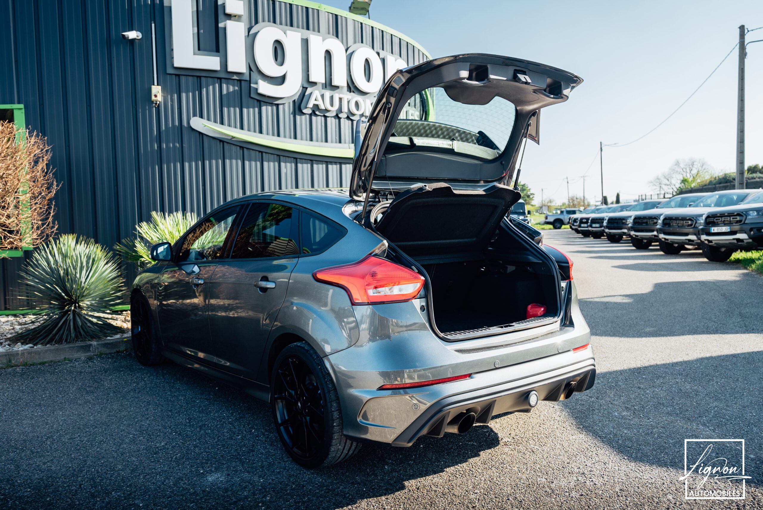 Photo Ford Focus RS 2.3 350 CH Recaro - GPS - CARPLAY - CAMERA