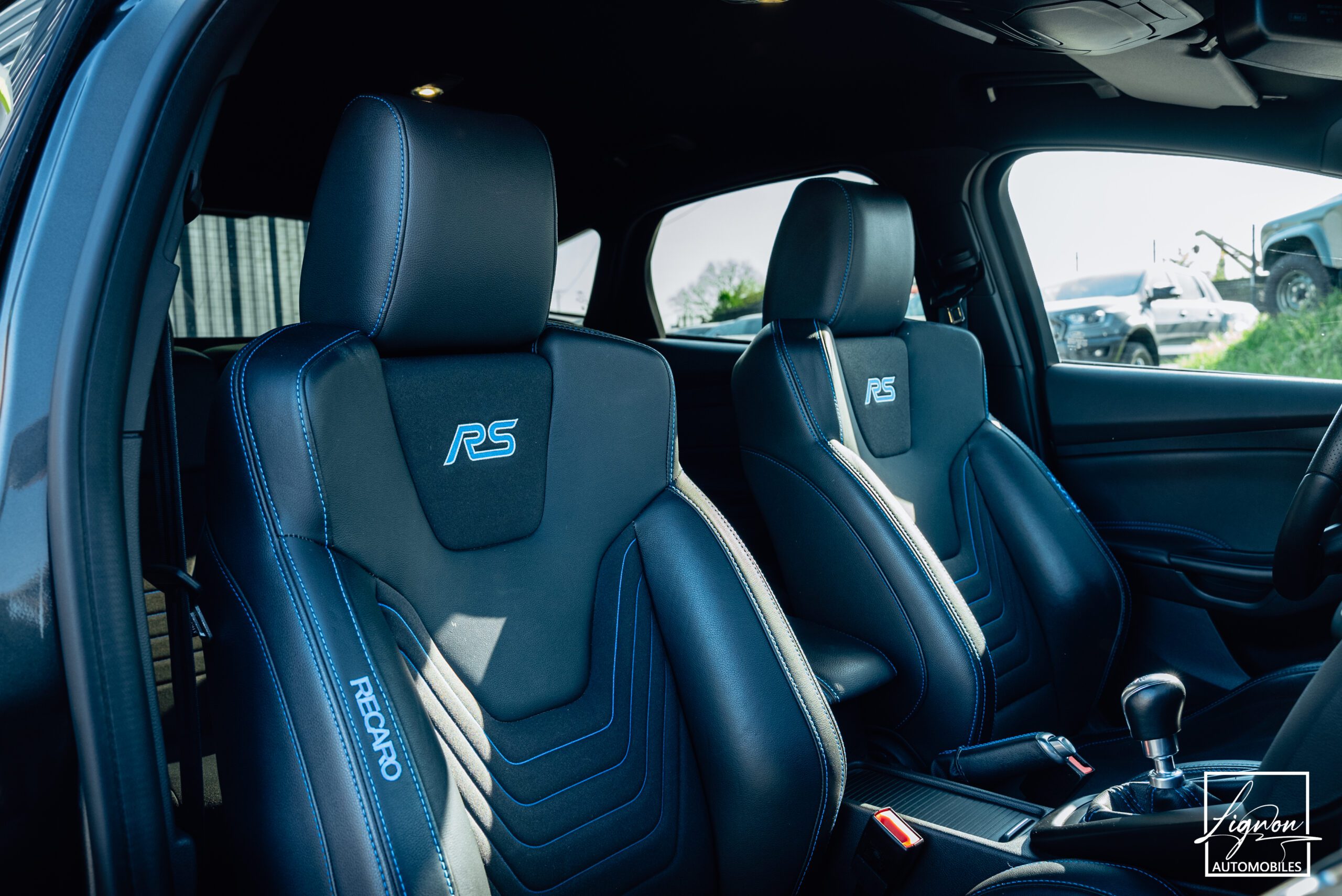 Photo Ford Focus RS 2.3 350 CH Recaro - GPS - CARPLAY - CAMERA