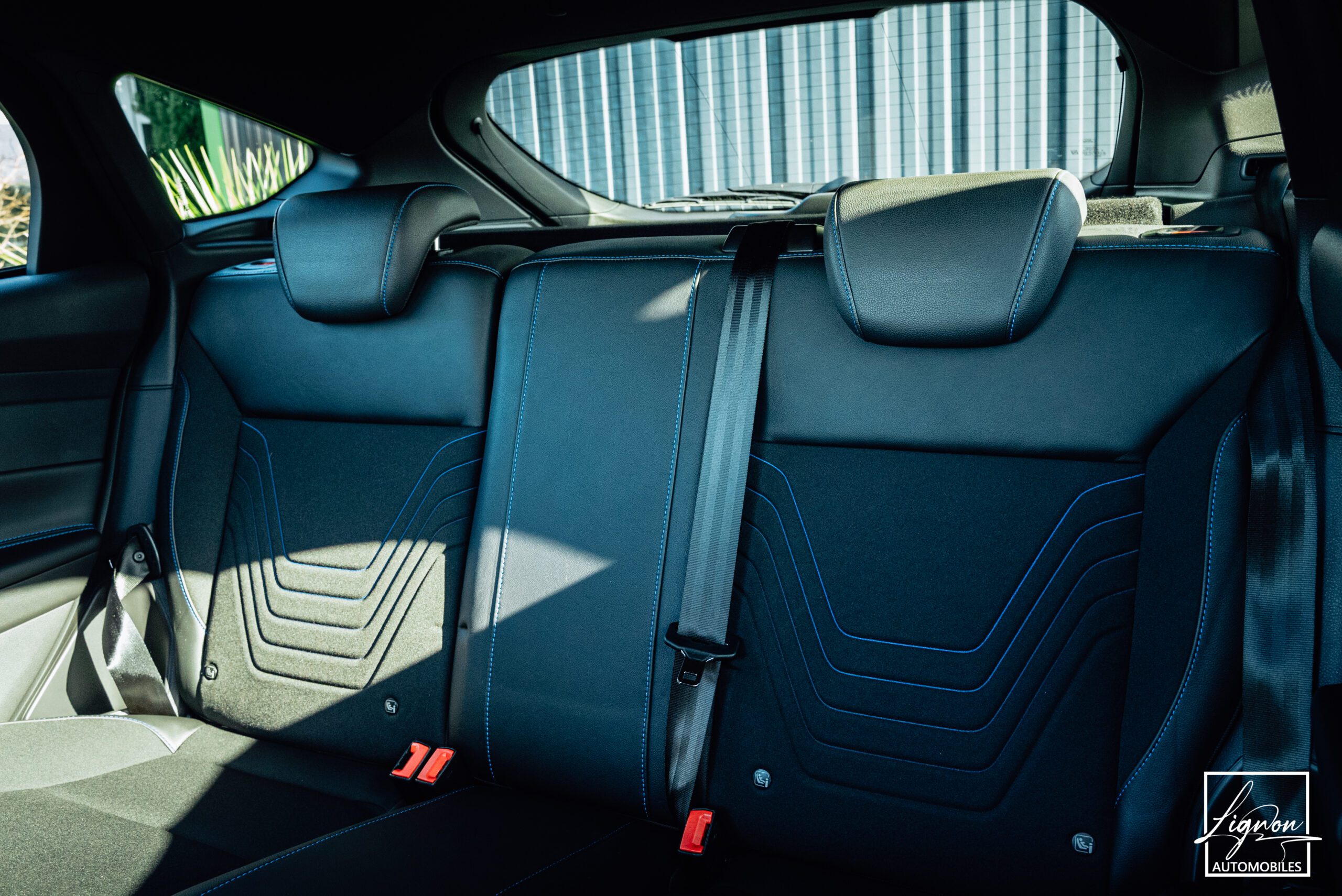 Photo Ford Focus RS 2.3 350 CH Recaro - GPS - CARPLAY - CAMERA