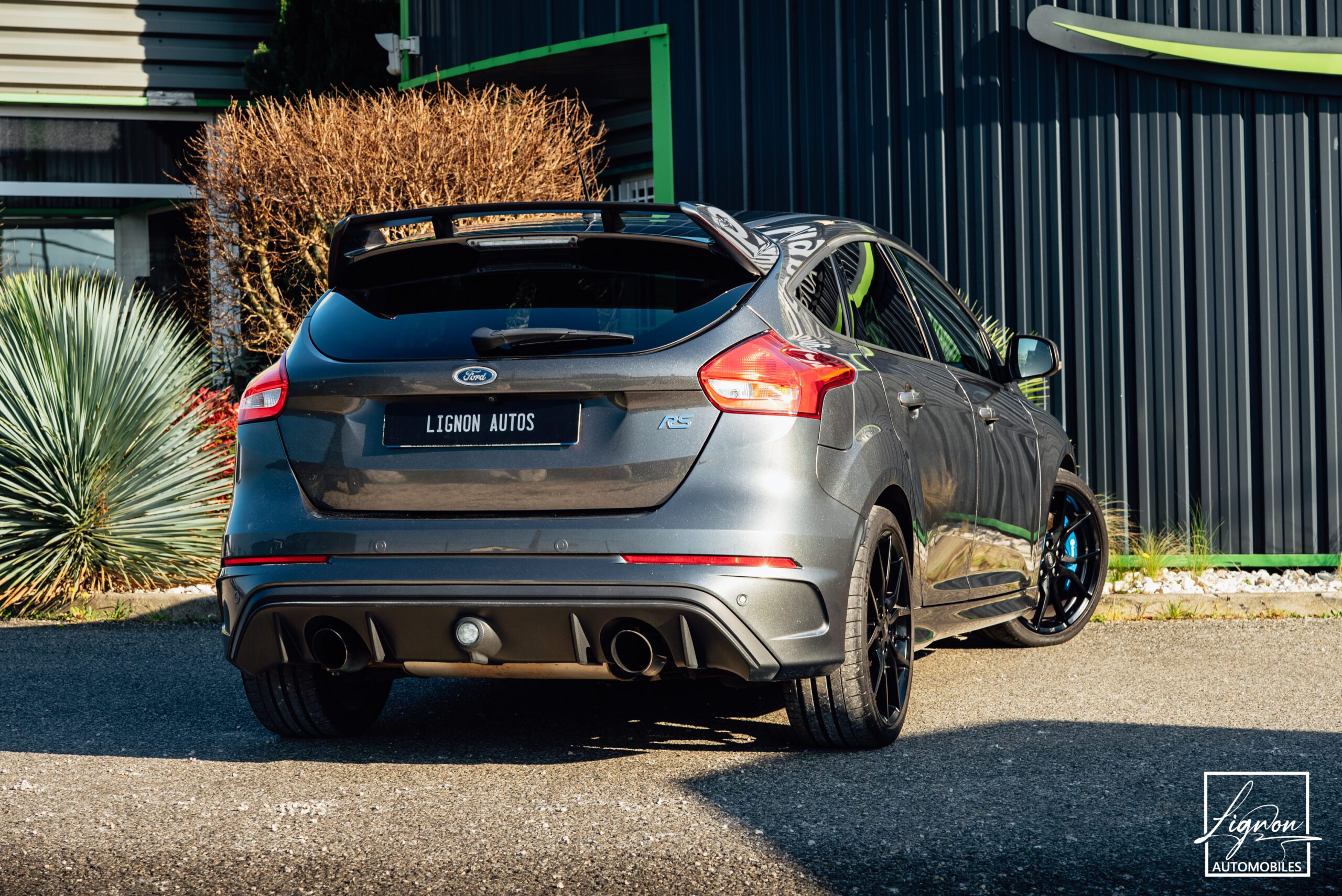 Photo Ford Focus RS 2.3 350 CH Recaro - GPS - CARPLAY - CAMERA