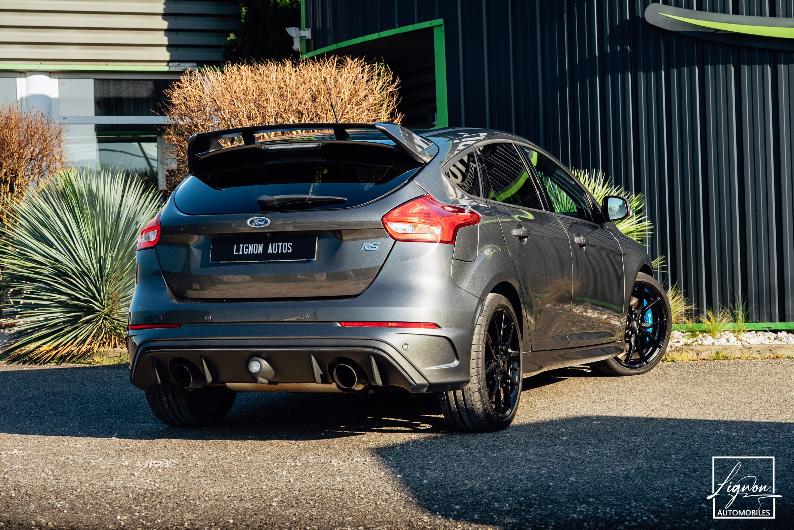 Photo Ford Focus RS 2.3 350 CH Recaro - GPS - CARPLAY - CAMERA