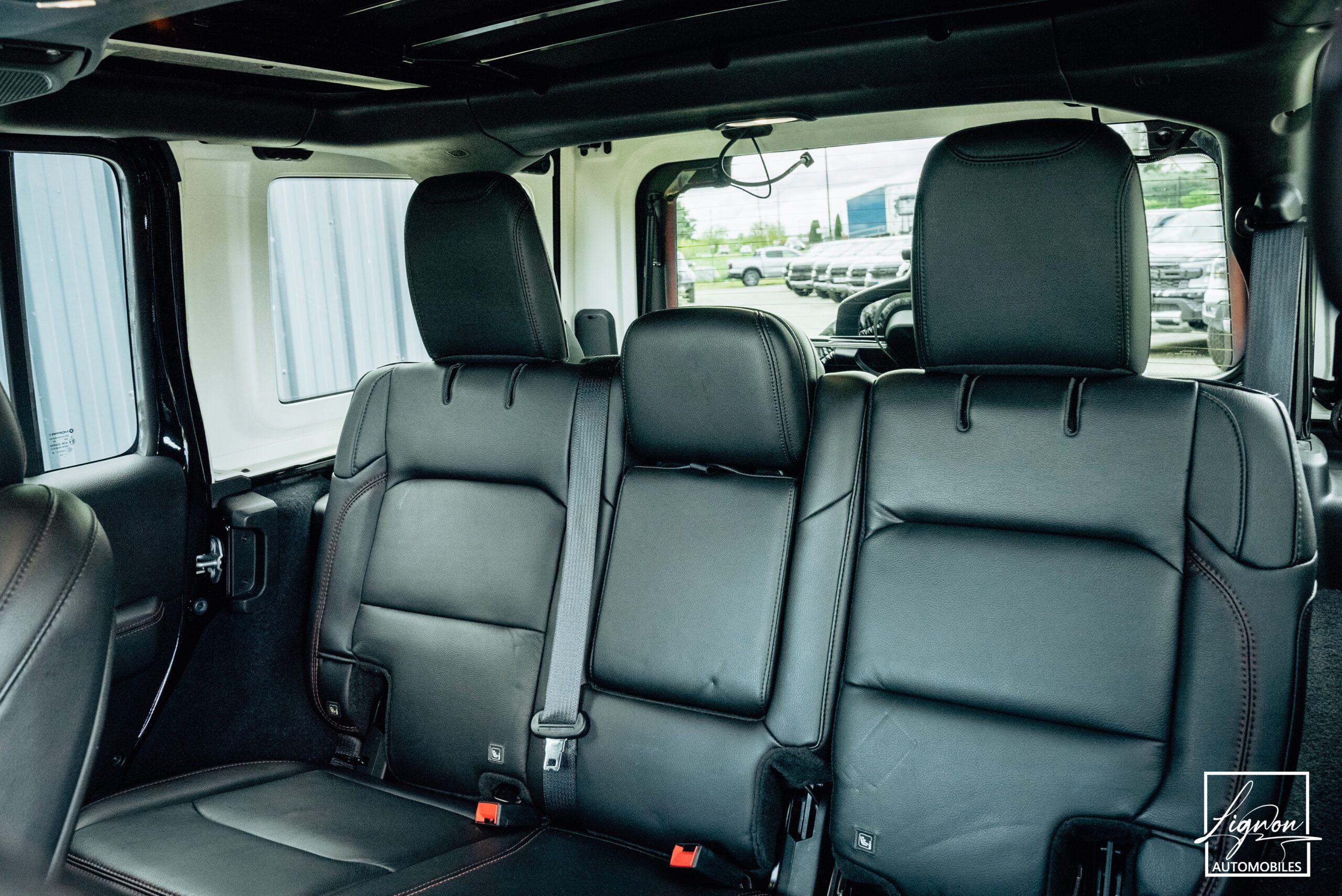 Photo Jeep Wrangler JL 2.0 T 272 CH Unlimited Rubicon BVA8 "SKY ONE TOUCH"