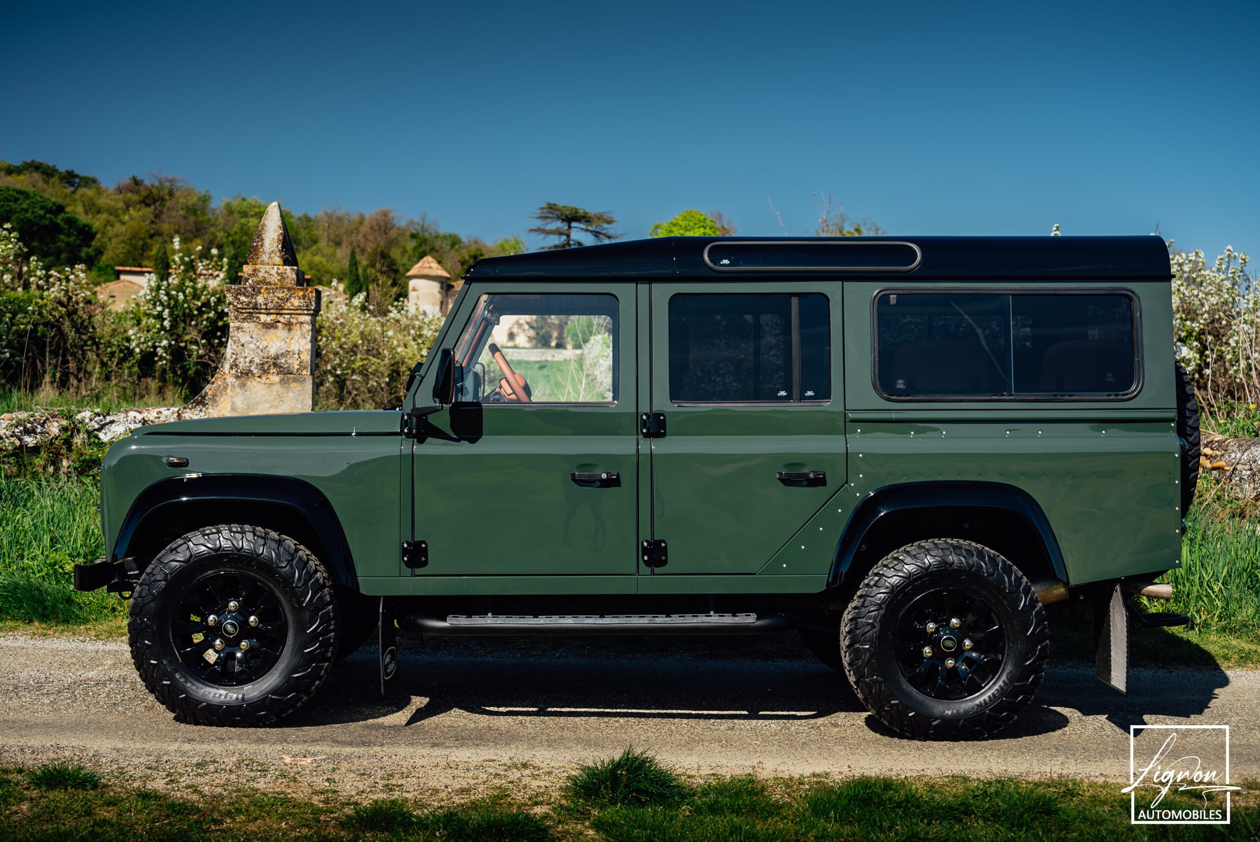 Photo Land Rover Defender 110 td5 sw 9 places "Underberg Green"
