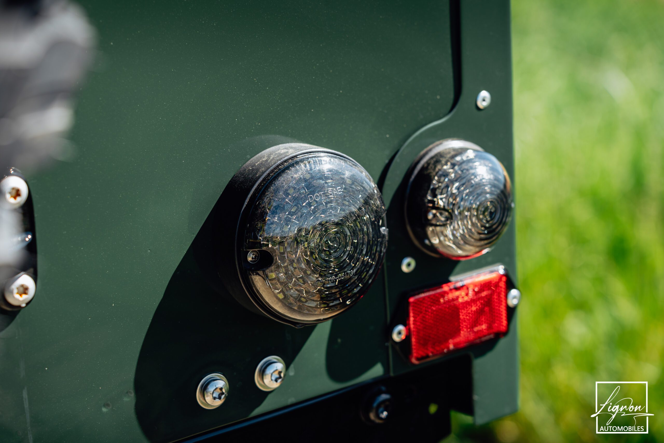 Photo Land Rover Defender 110 td5 sw 9 places "Underberg Green"