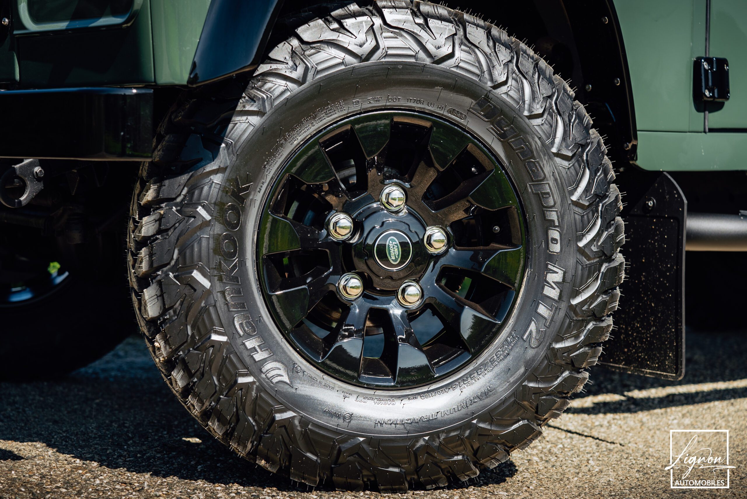 Photo Land Rover Defender 110 td5 sw 9 places "Underberg Green"