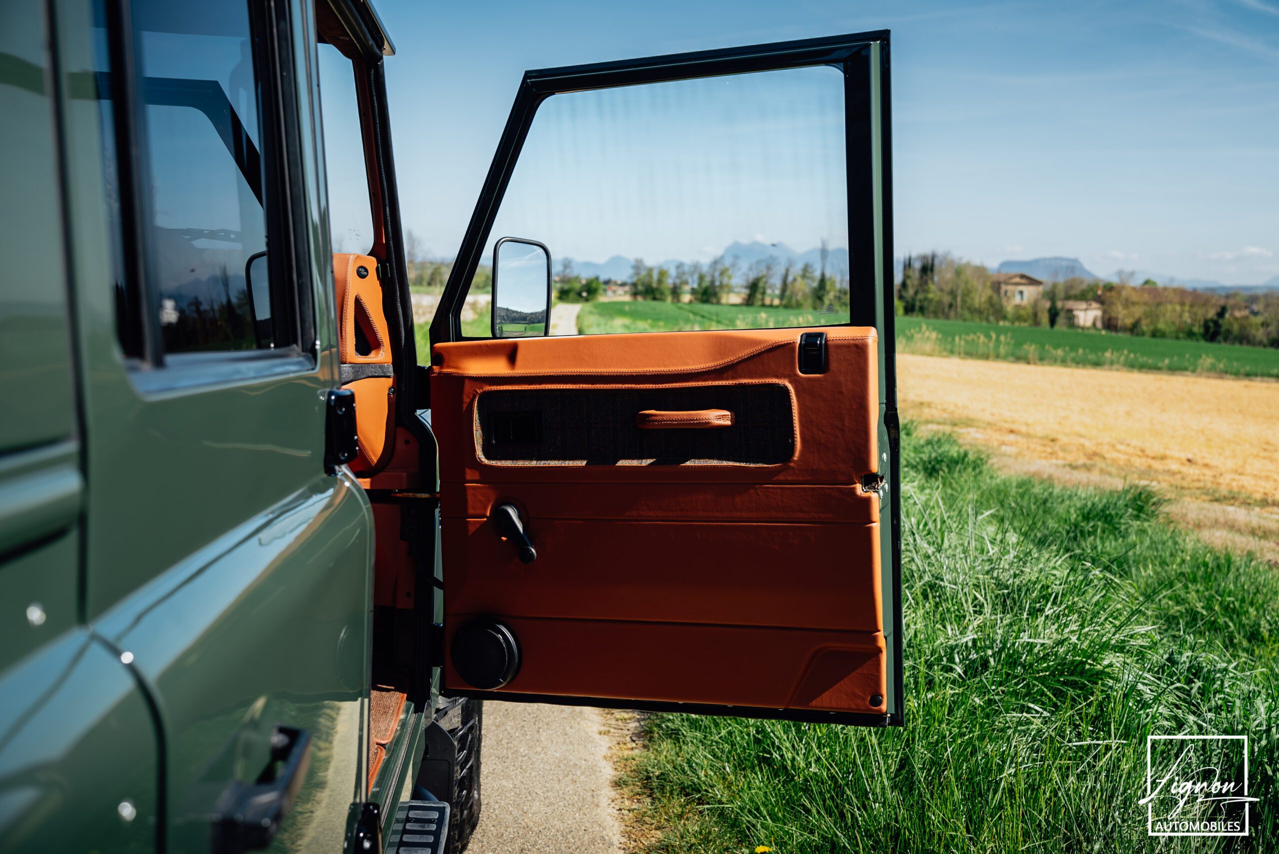 Photo Land Rover Defender 110 td5 sw 9 places "Underberg Green"