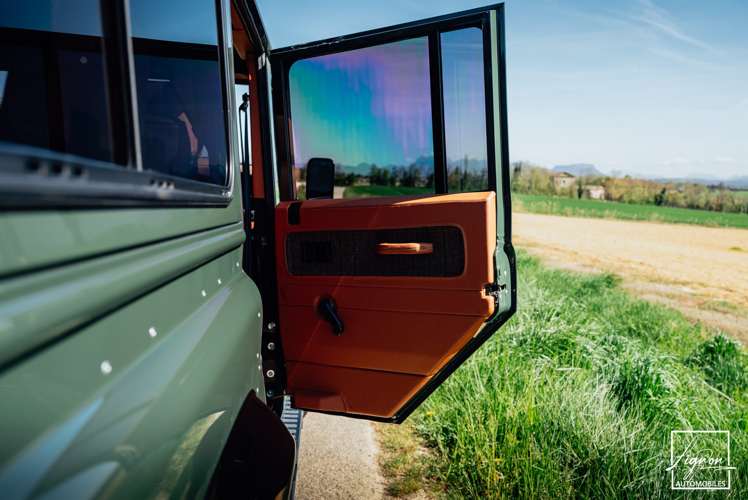 Photo Land Rover Defender 110 td5 sw 9 places "Underberg Green"