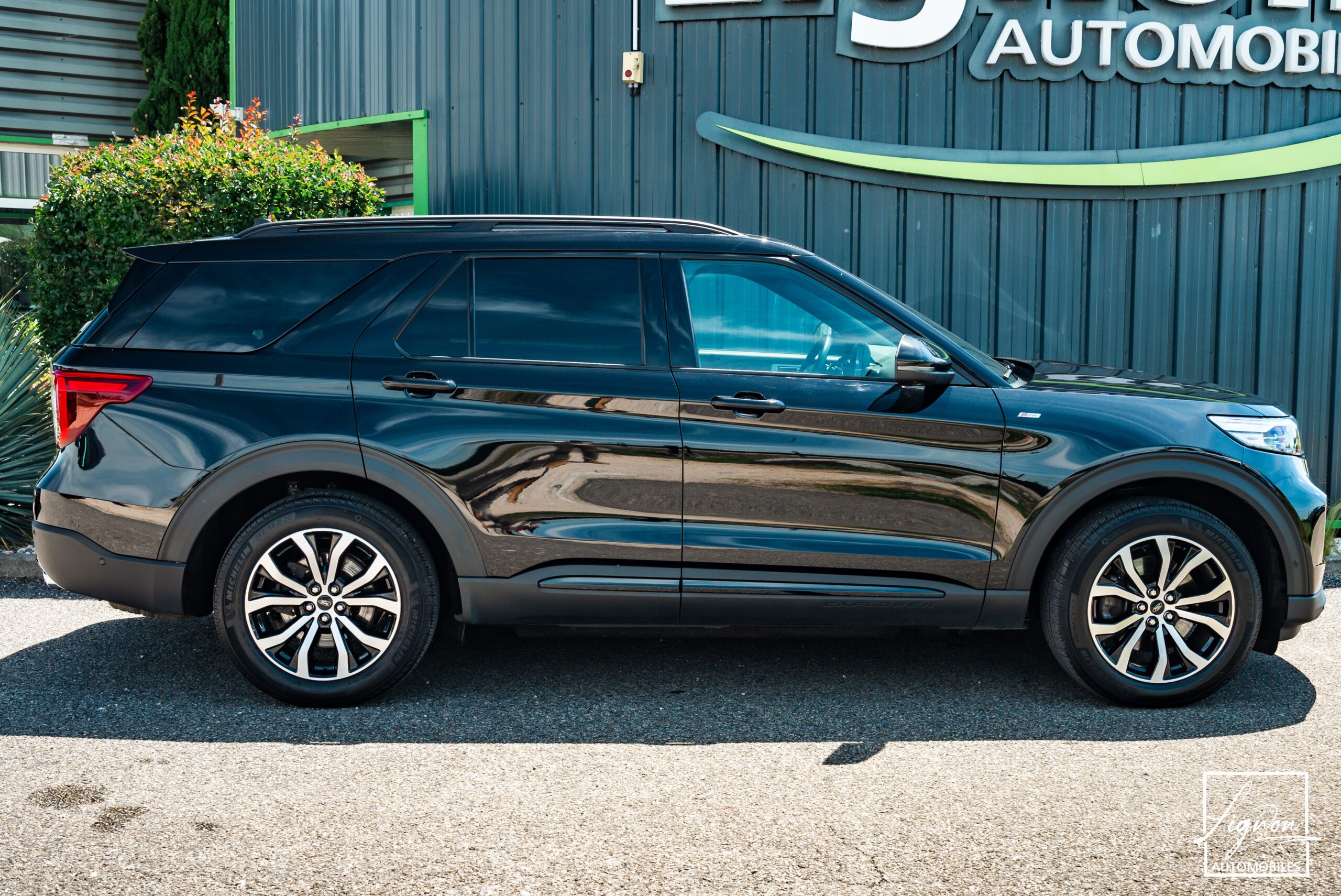 Photo FORD EXPLORER 3.0 ECOBOOST 457 ch Parallel PHEV ST-Line i-AWD BVA10