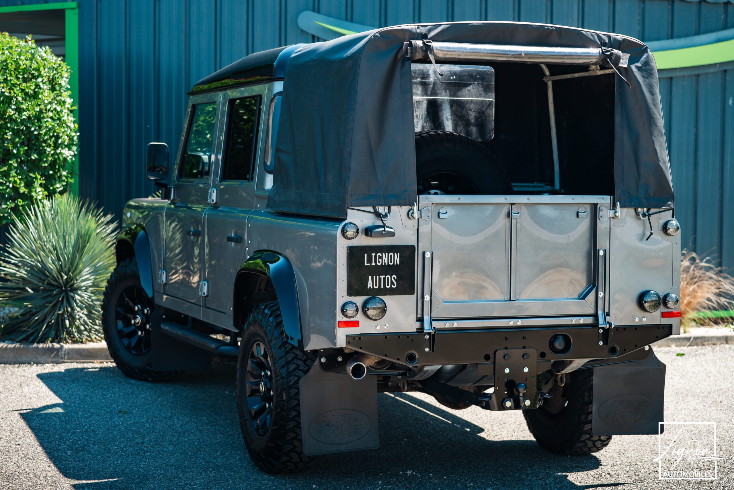 Photo Land Rover Defender 110 Crew Cab 2.2 5 places