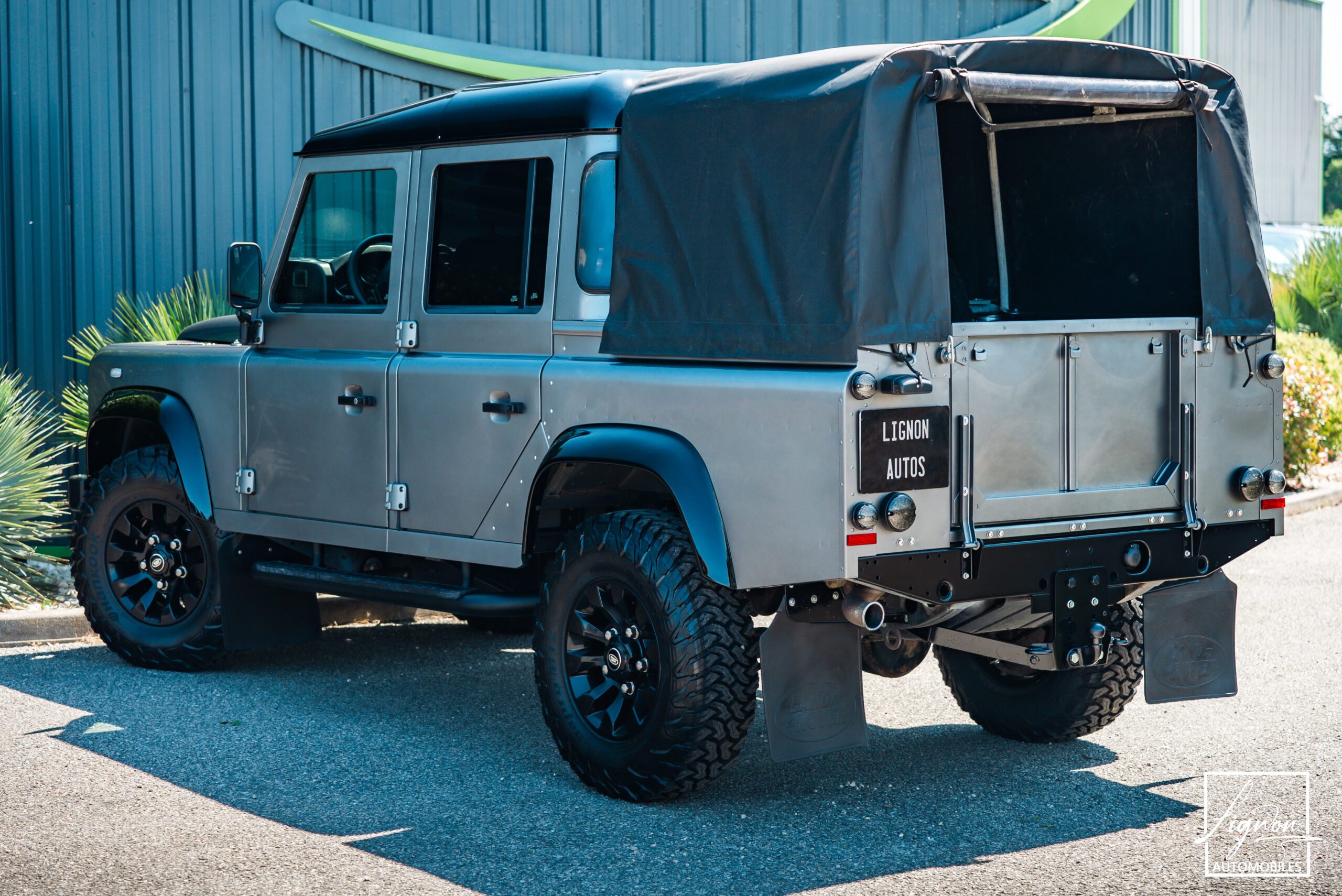 Photo Land Rover Defender 110 Crew Cab 2.2 5 places