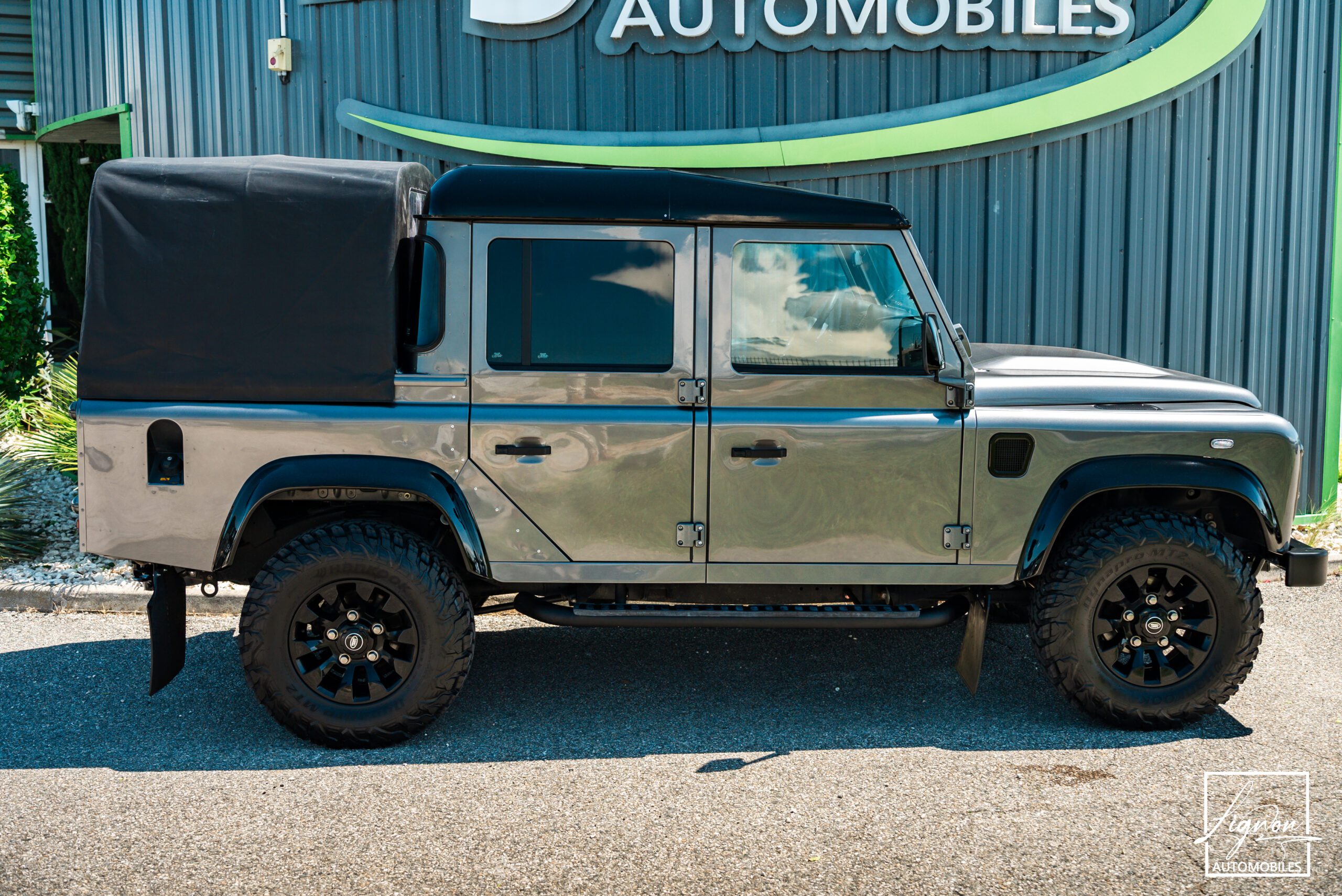 Photo Land Rover Defender 110 Crew Cab 2.2 5 places