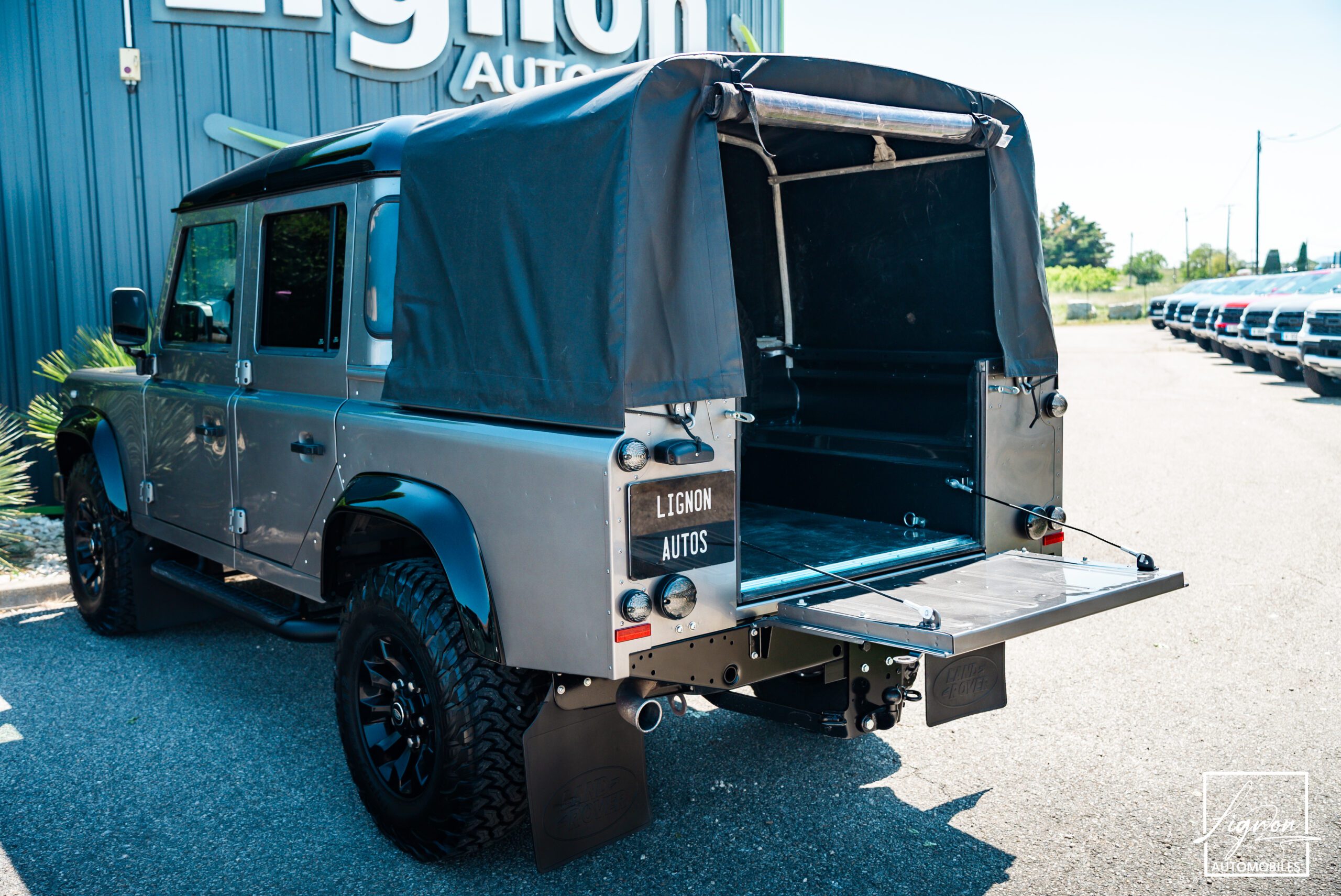 Photo Land Rover Defender 110 Crew Cab 2.2 5 places