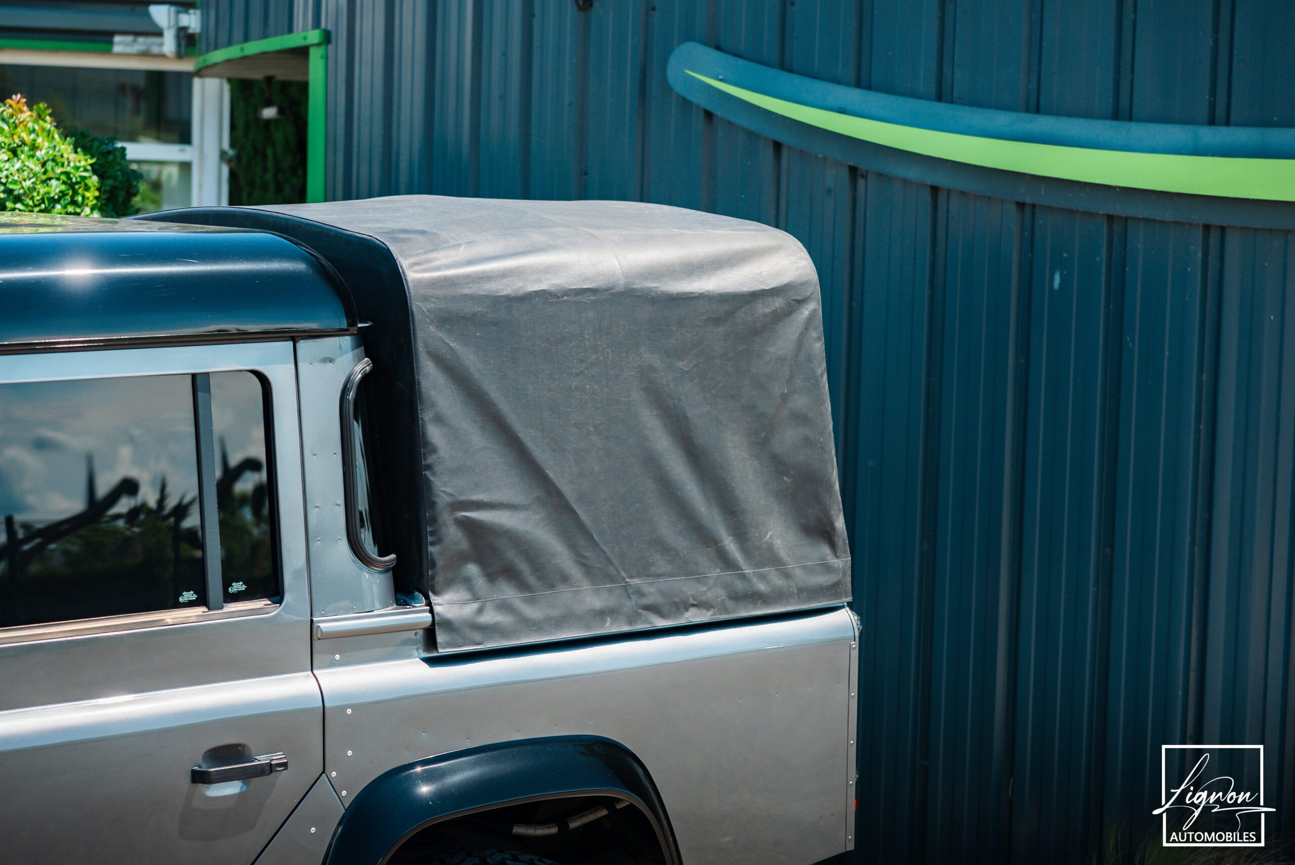 Photo Land Rover Defender 110 Crew Cab 2.2 5 places
