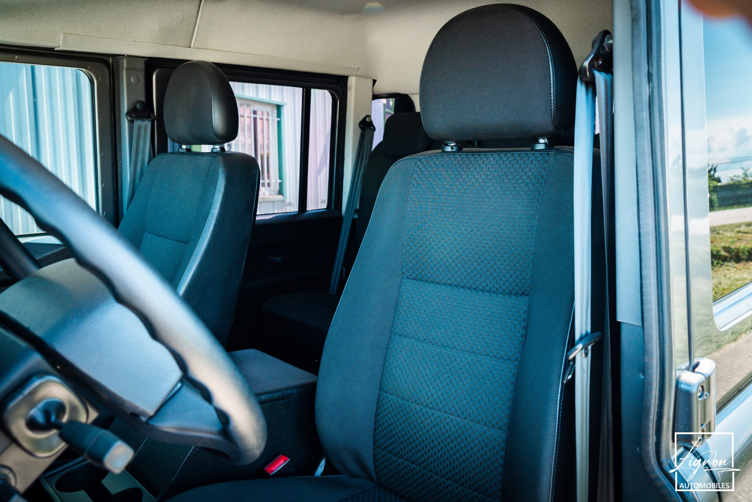 Photo Land Rover Defender 110 Crew Cab 2.2 5 places