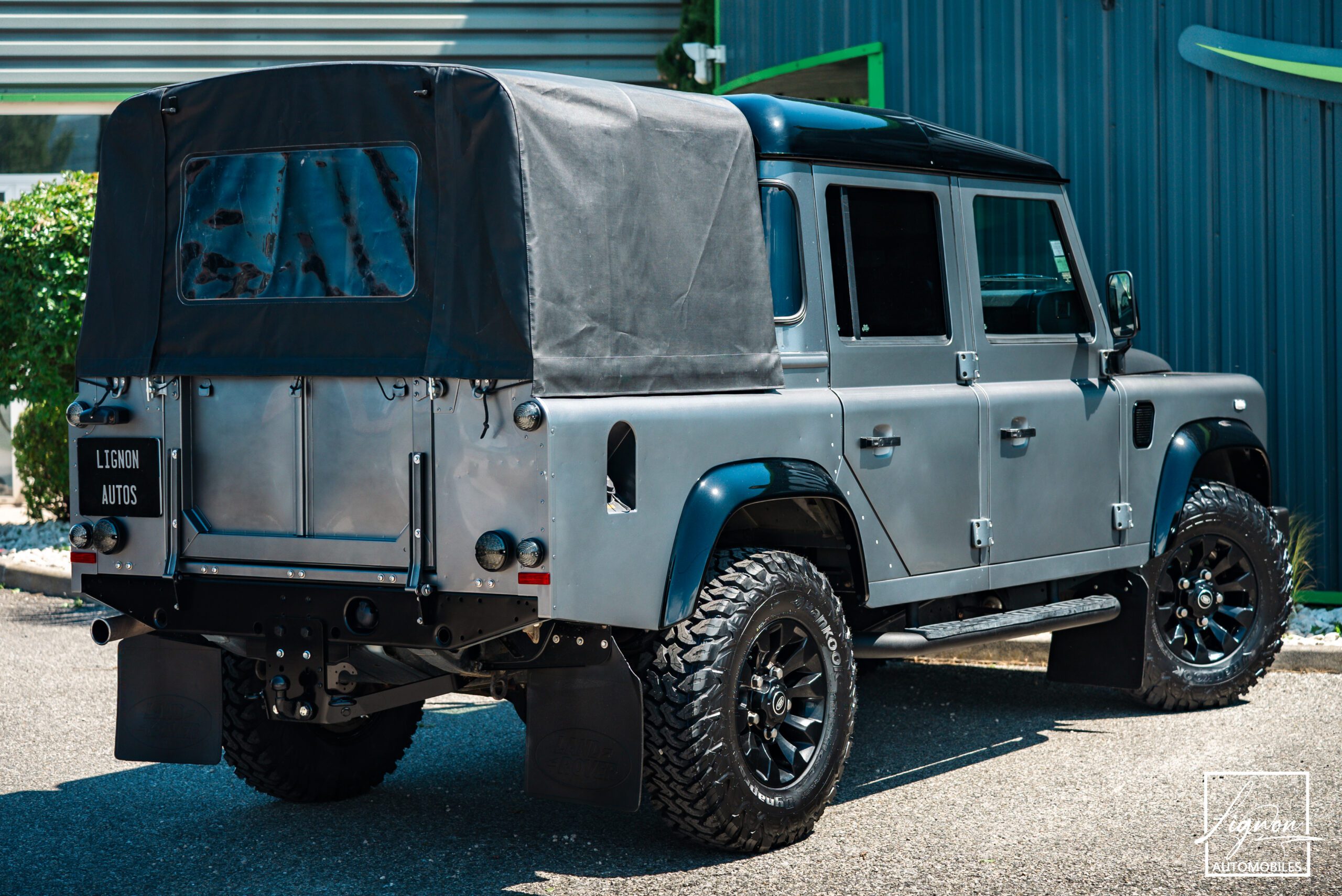 Photo Land Rover Defender 110 Crew Cab 2.2 5 places