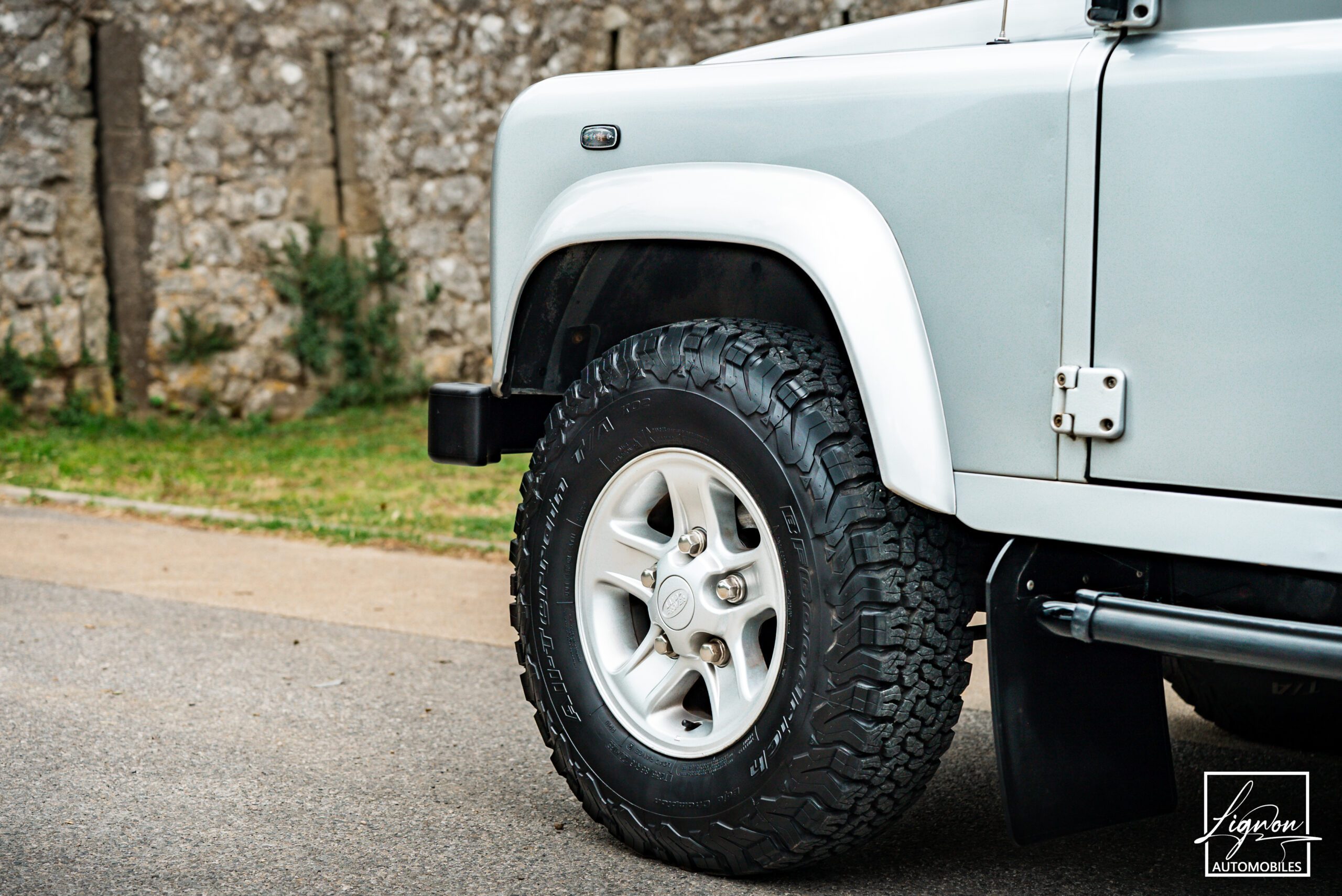 Photo Land Rover Defender 90 td5 sw 6 places