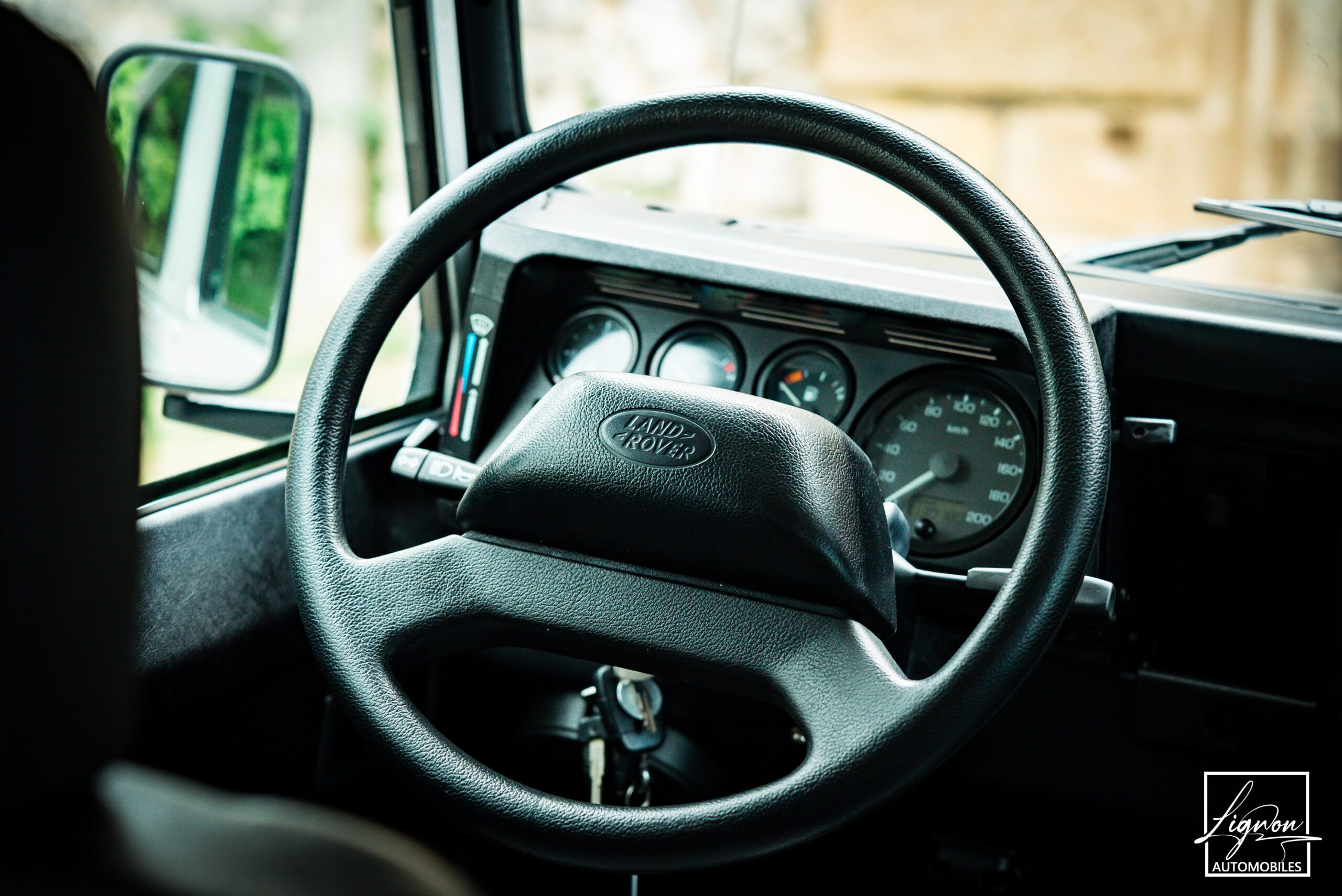 Photo Land Rover Defender 90 td5 sw 6 places