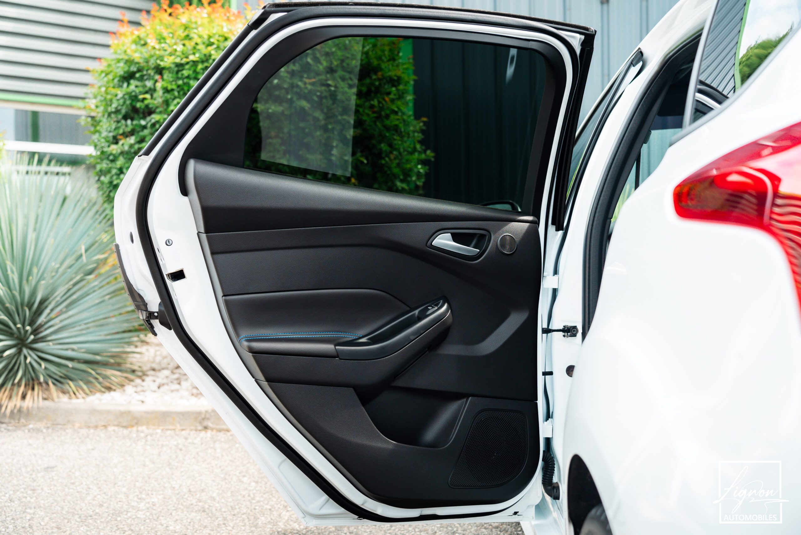 Photo Ford Focus RS 2.3 350 CH Recaro Baquet - GPS - CARPLAY - CAMERA