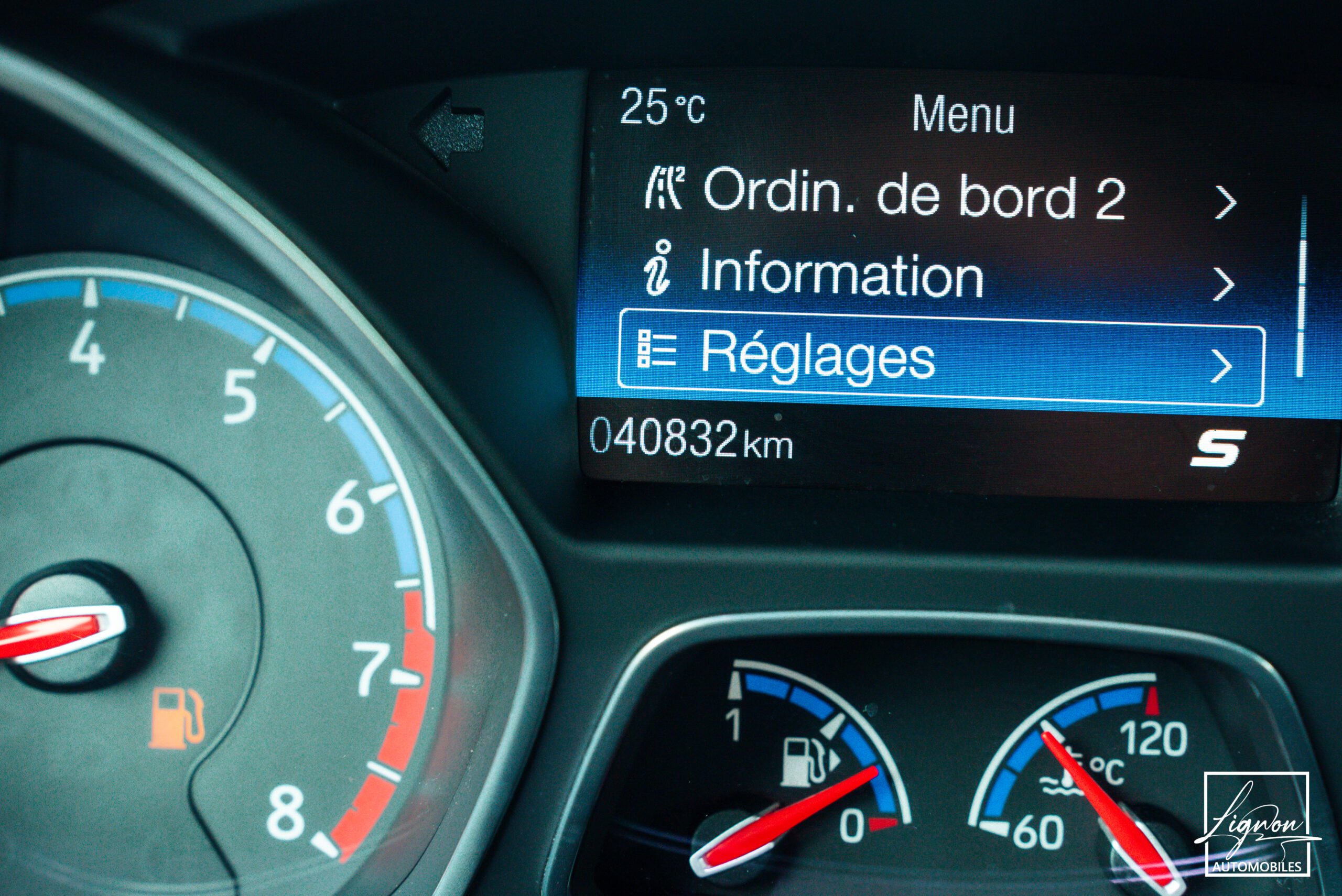 Photo Ford Focus RS 2.3 350 CH Recaro Baquet - GPS - CARPLAY - CAMERA