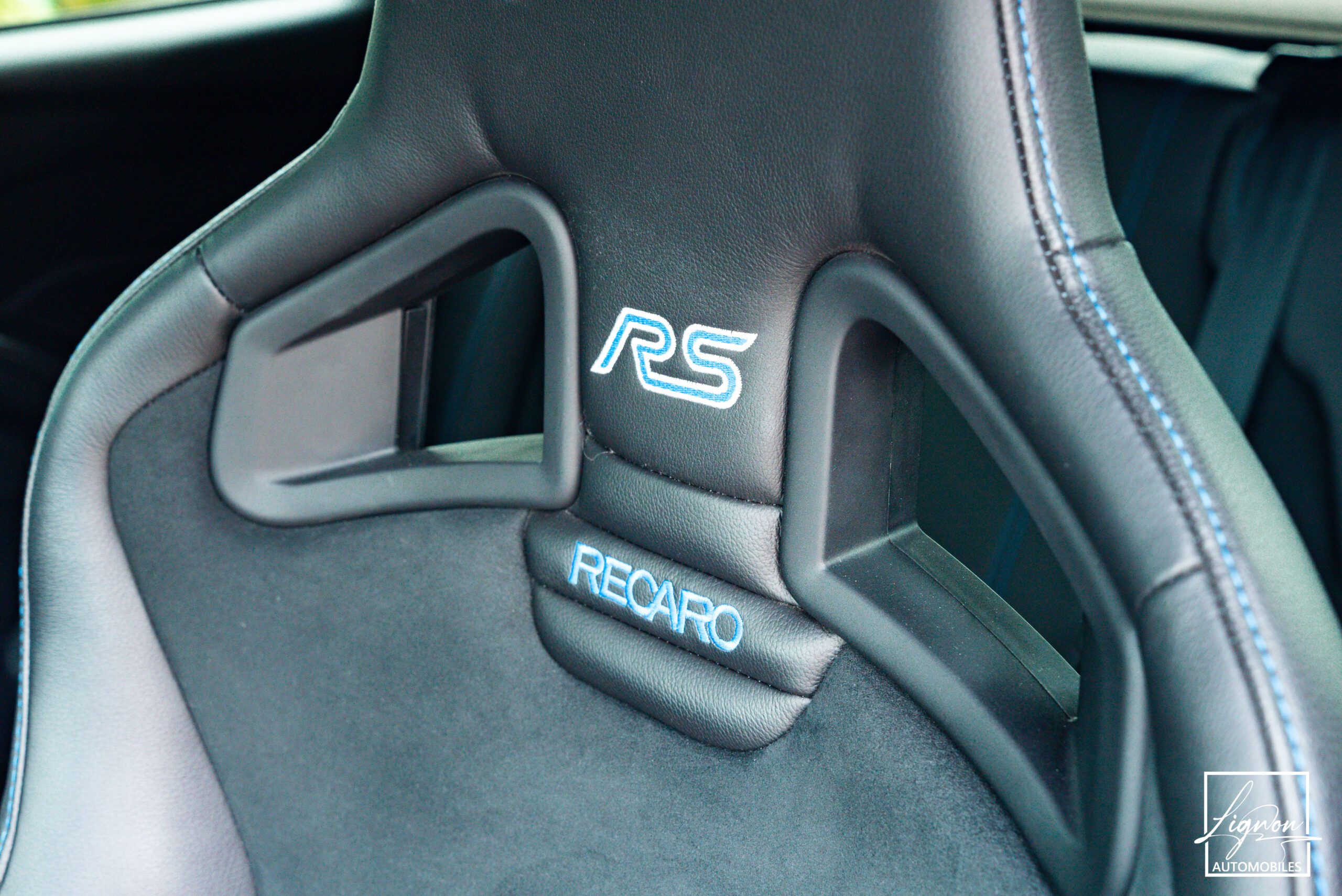 Photo Ford Focus RS 2.3 350 CH Recaro Baquet - GPS - CARPLAY - CAMERA