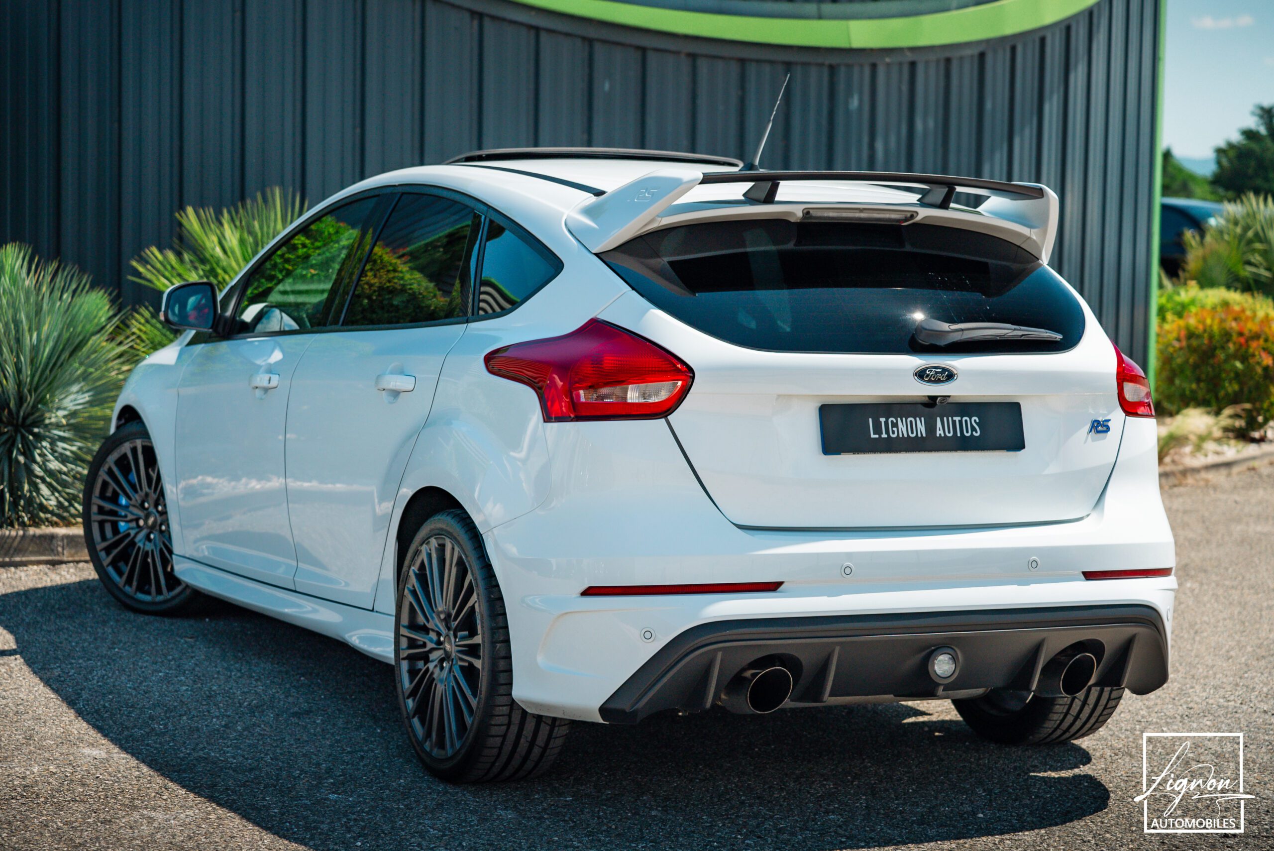 Photo Ford Focus RS 2.3 350 CH Recaro Baquet - GPS - TOIT OUVRANT - CAMERA