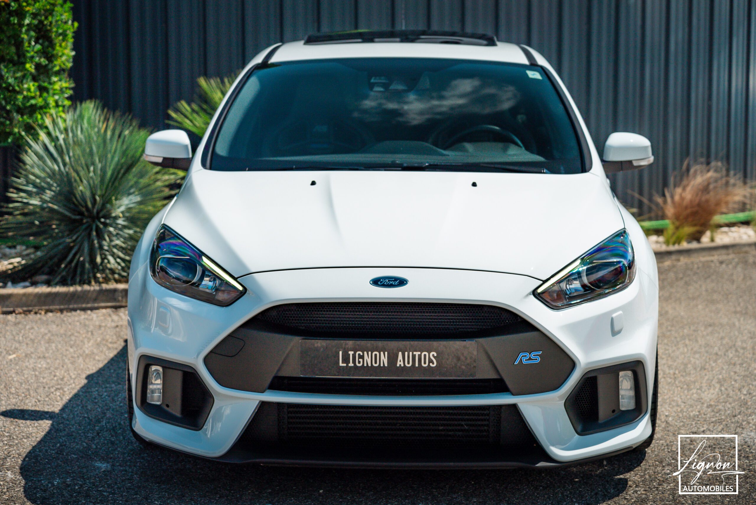 Photo Ford Focus RS 2.3 350 CH Recaro Baquet - GPS - TOIT OUVRANT - CAMERA