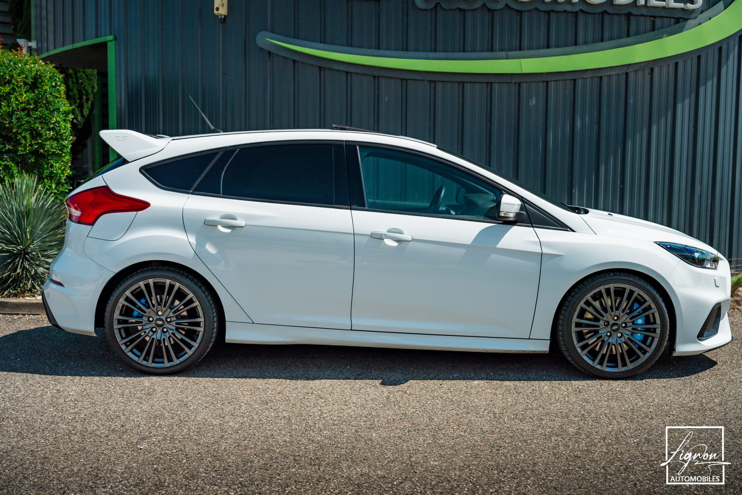 Photo Ford Focus RS 2.3 350 CH Recaro Baquet - GPS - TOIT OUVRANT - CAMERA