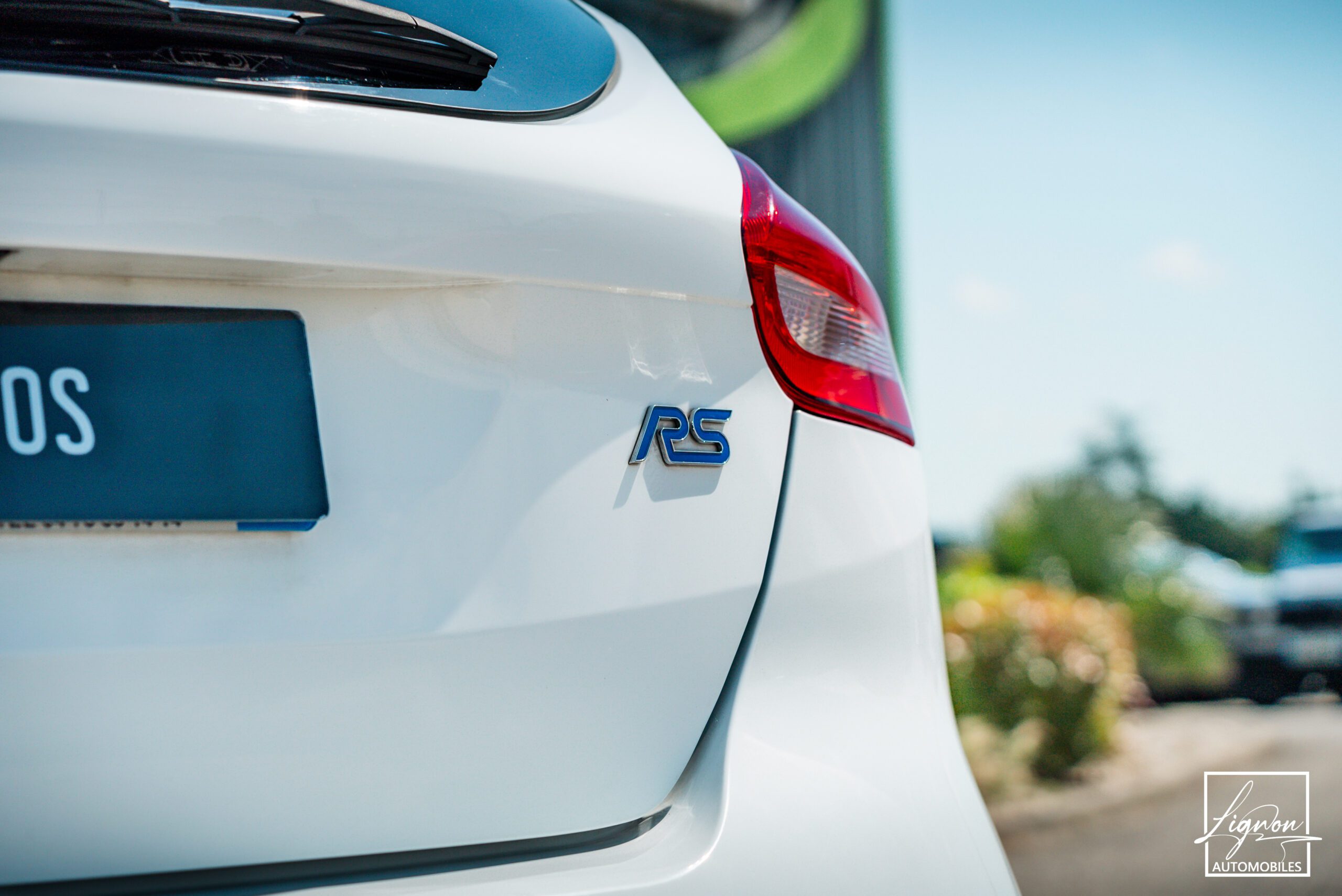 Photo Ford Focus RS 2.3 350 CH Recaro Baquet - GPS - TOIT OUVRANT - CAMERA