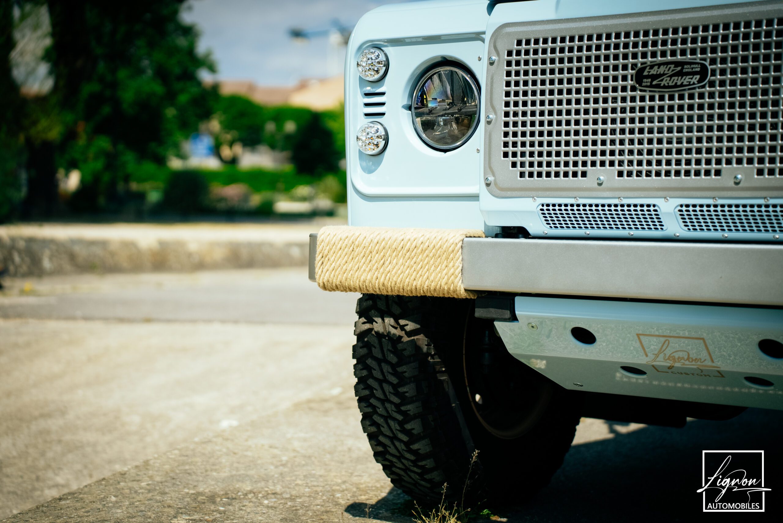 Photo Land Rover Defender 90 TD4 2.4L Soft Top "Plage"