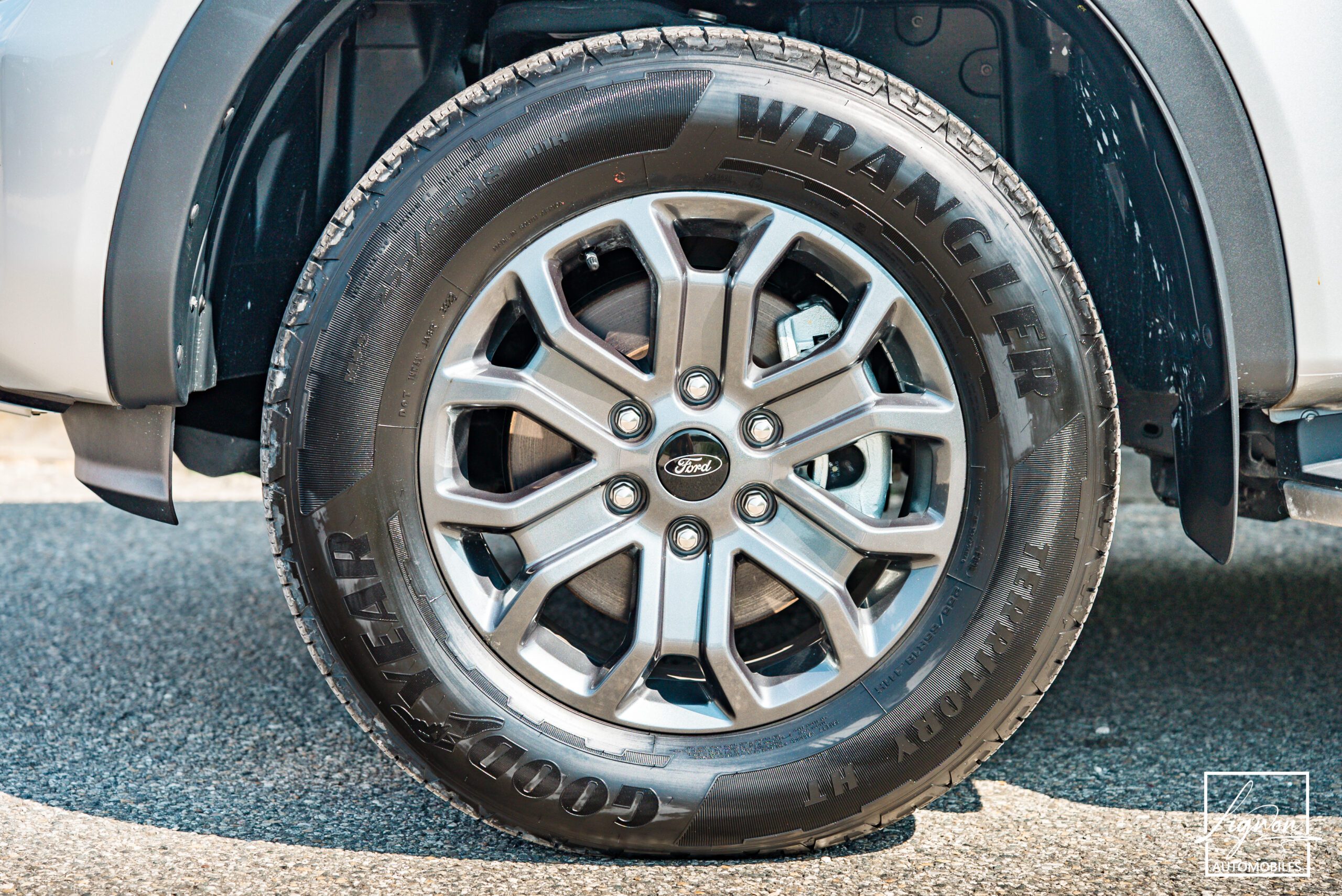 Photo Ford Ranger Wildtrak Double Cabine 2.0 ECOBLUE 205 CH TVA RECUPERABLE