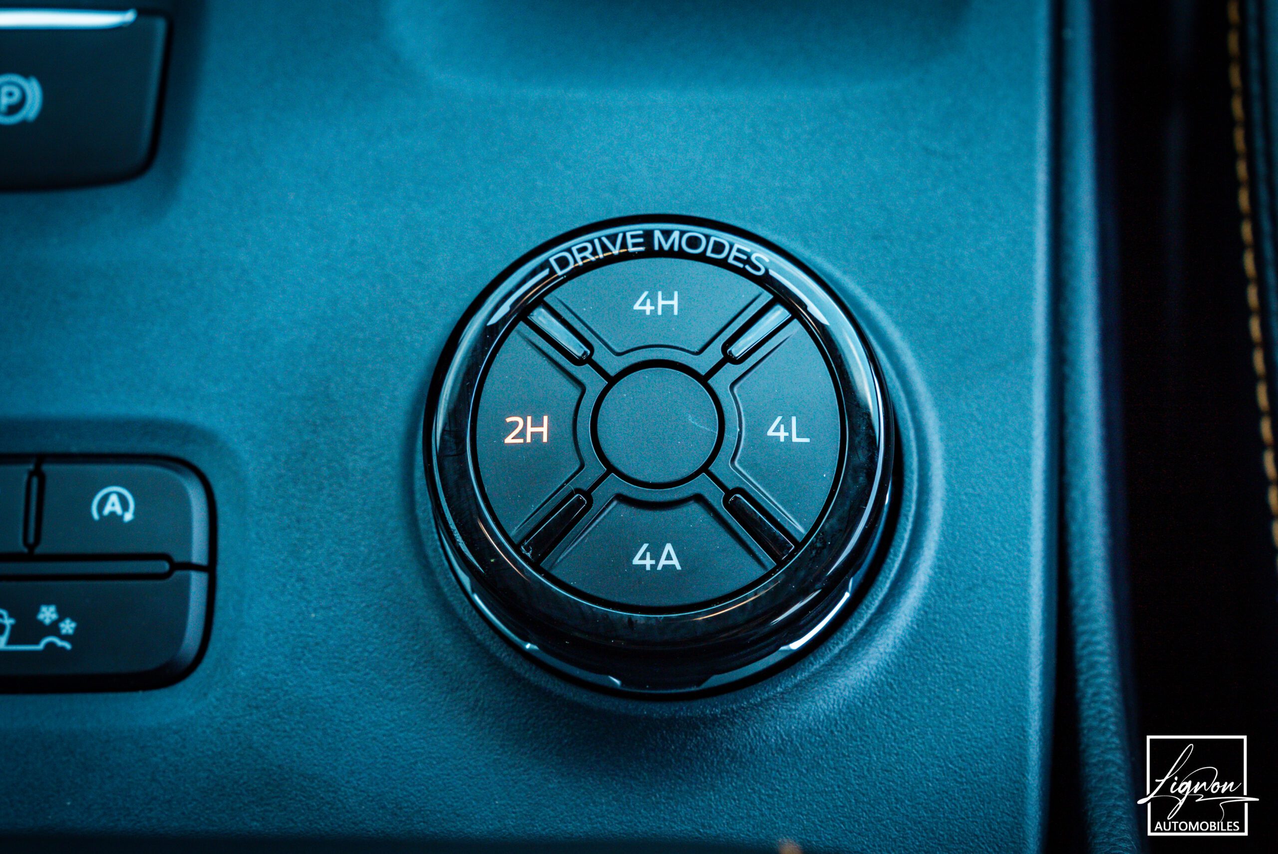 Photo Ford Ranger Wildtrak Double Cabine 2.0 ECOBLUE 205 CH TVA RECUPERABLE