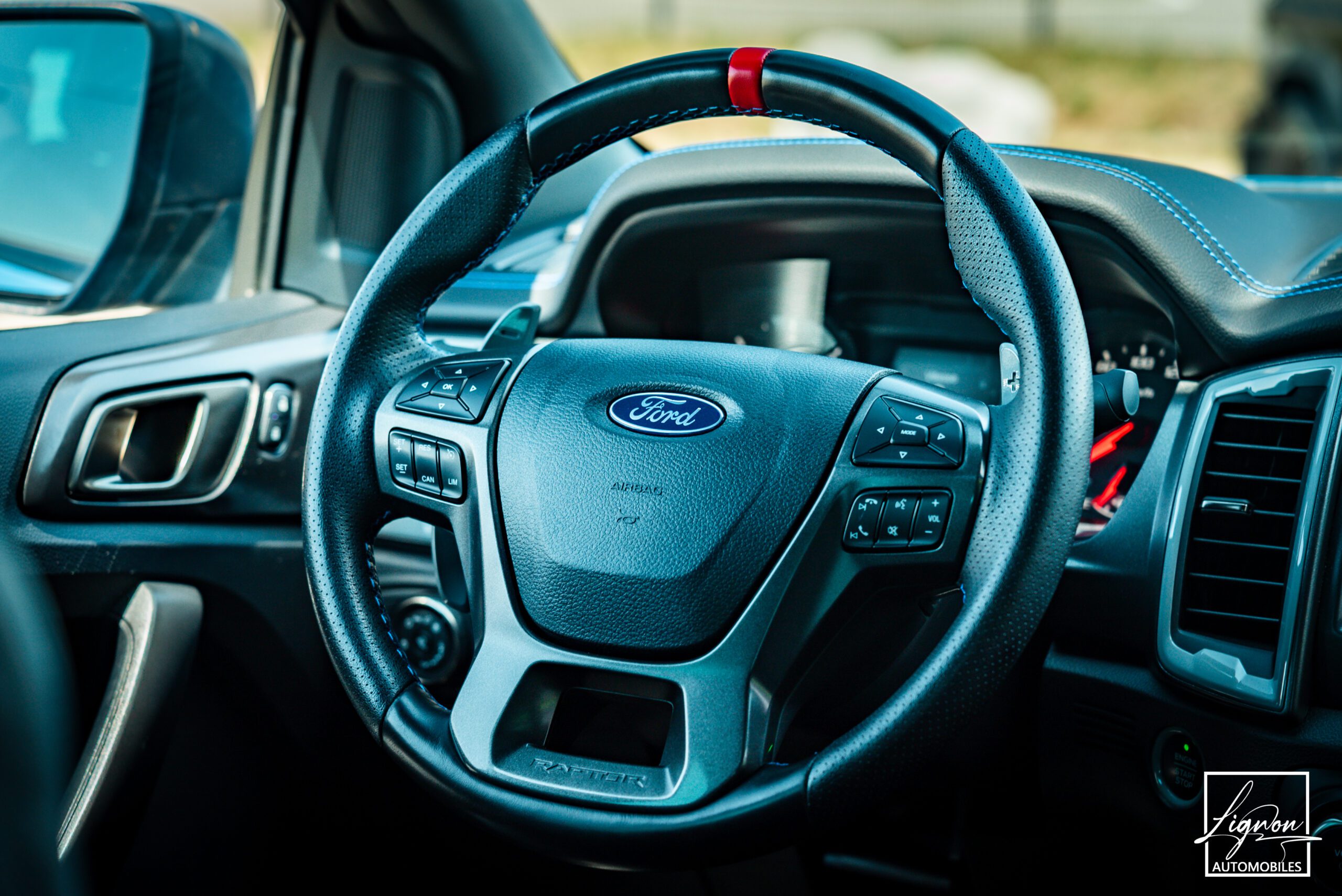 Photo Ford Ranger Raptor Double Cabine 2.0 TDCi 213 EcoBlue BVA10 - TVA RECUPERABLE