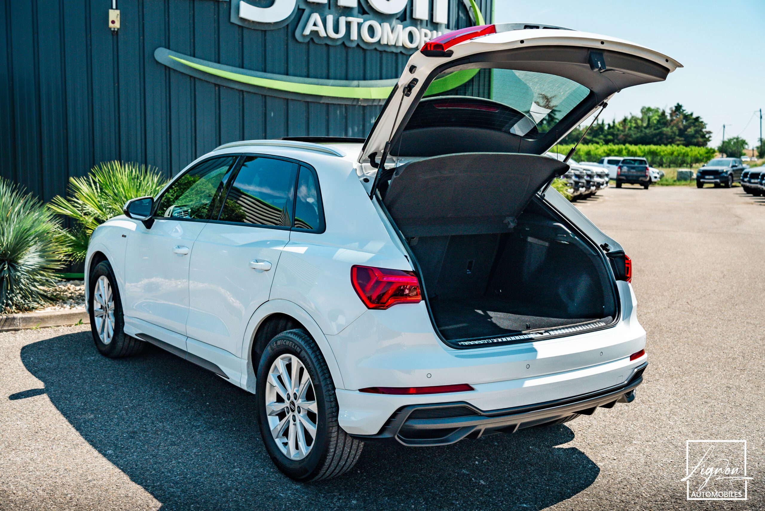 Photo Audi Q3 35 TFSI 150 CH S Line S-tronic 7 - Toit Pano. - B&O