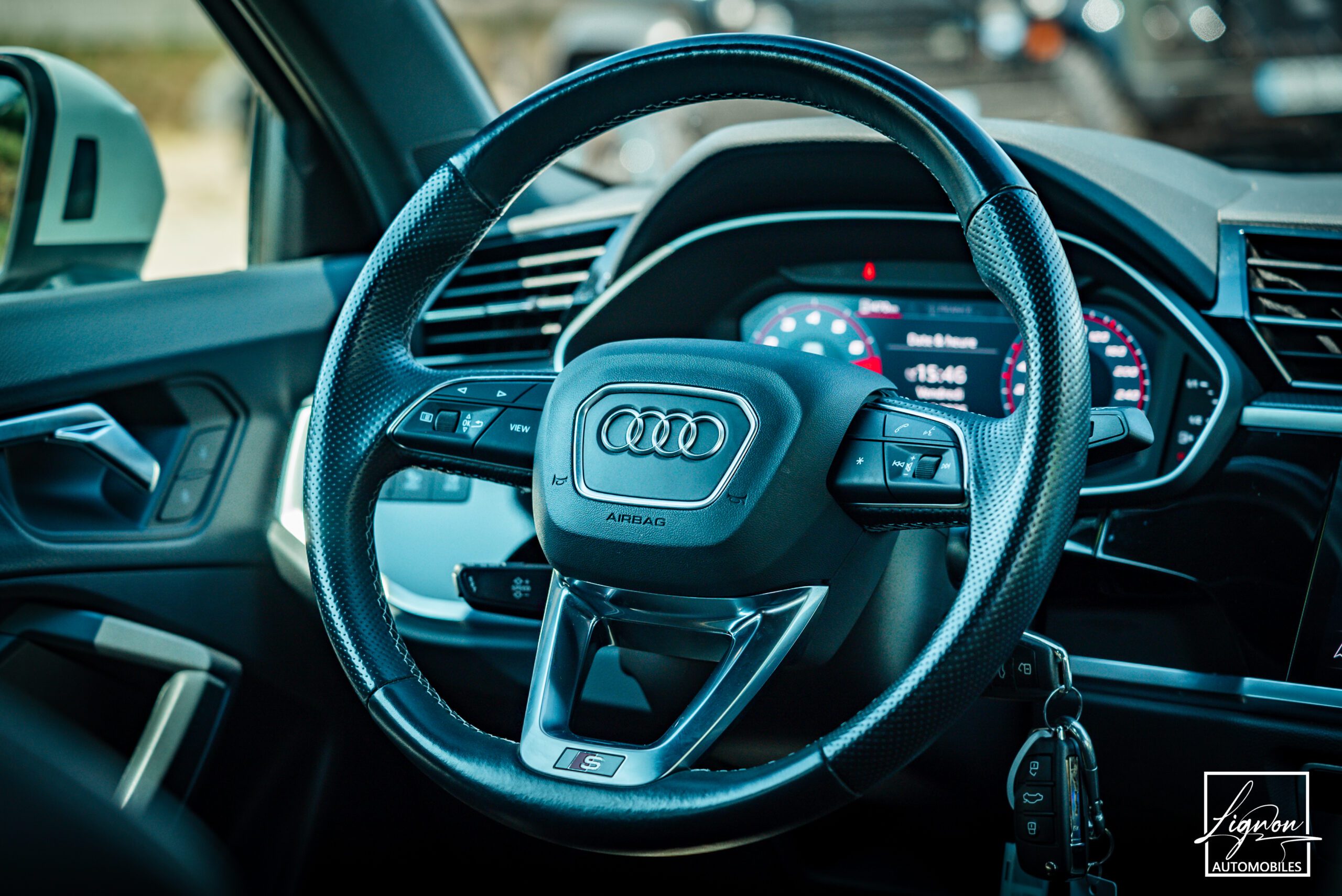 Photo Audi Q3 35 TFSI 150 CH S Line S-tronic 7 - Toit Pano. - B&O
