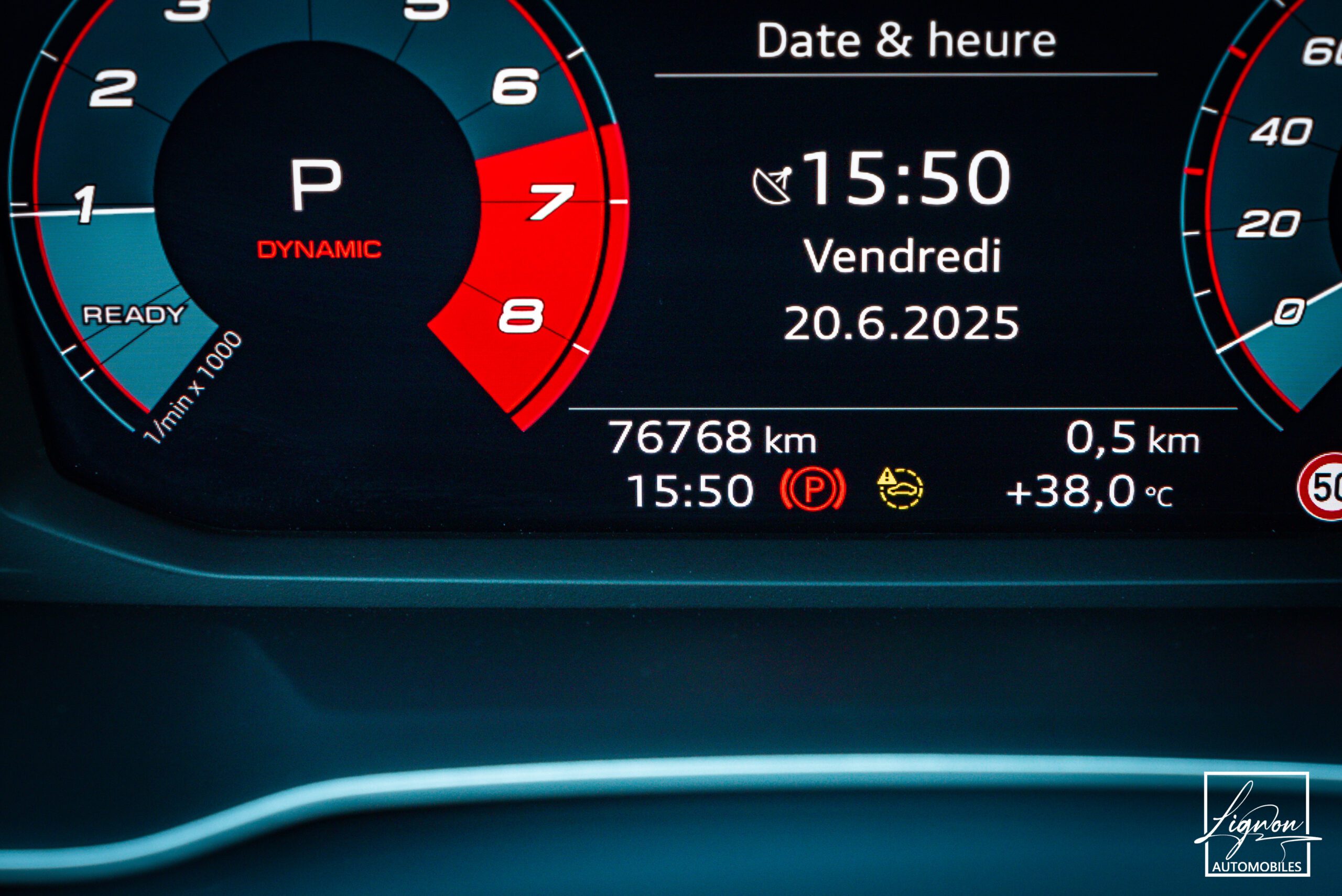 Photo Audi Q3 35 TFSI 150 CH S Line S-tronic 7 - Toit Pano. - B&O