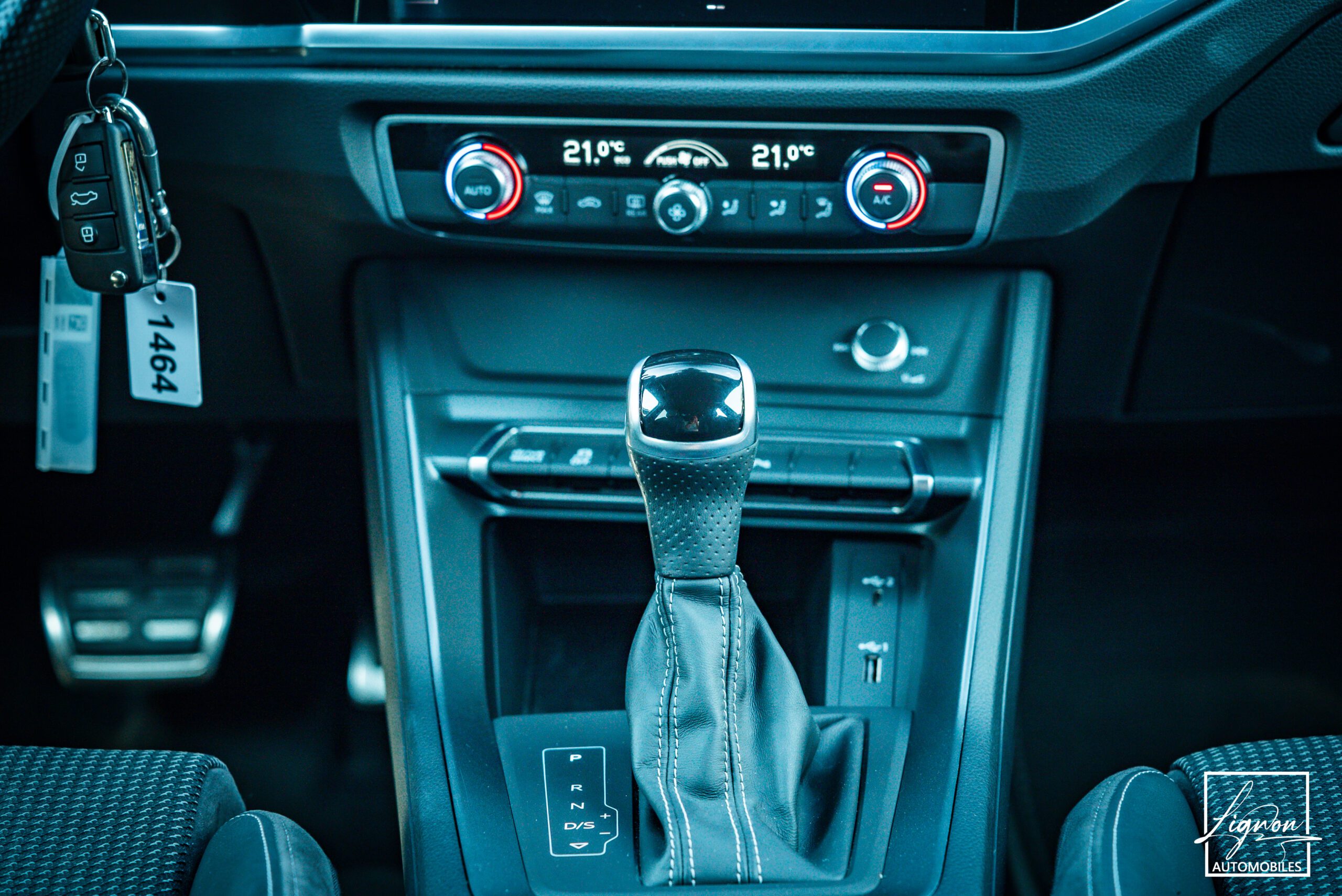 Photo Audi Q3 35 TFSI 150 CH S Line S-tronic 7 - Toit Pano. - B&O