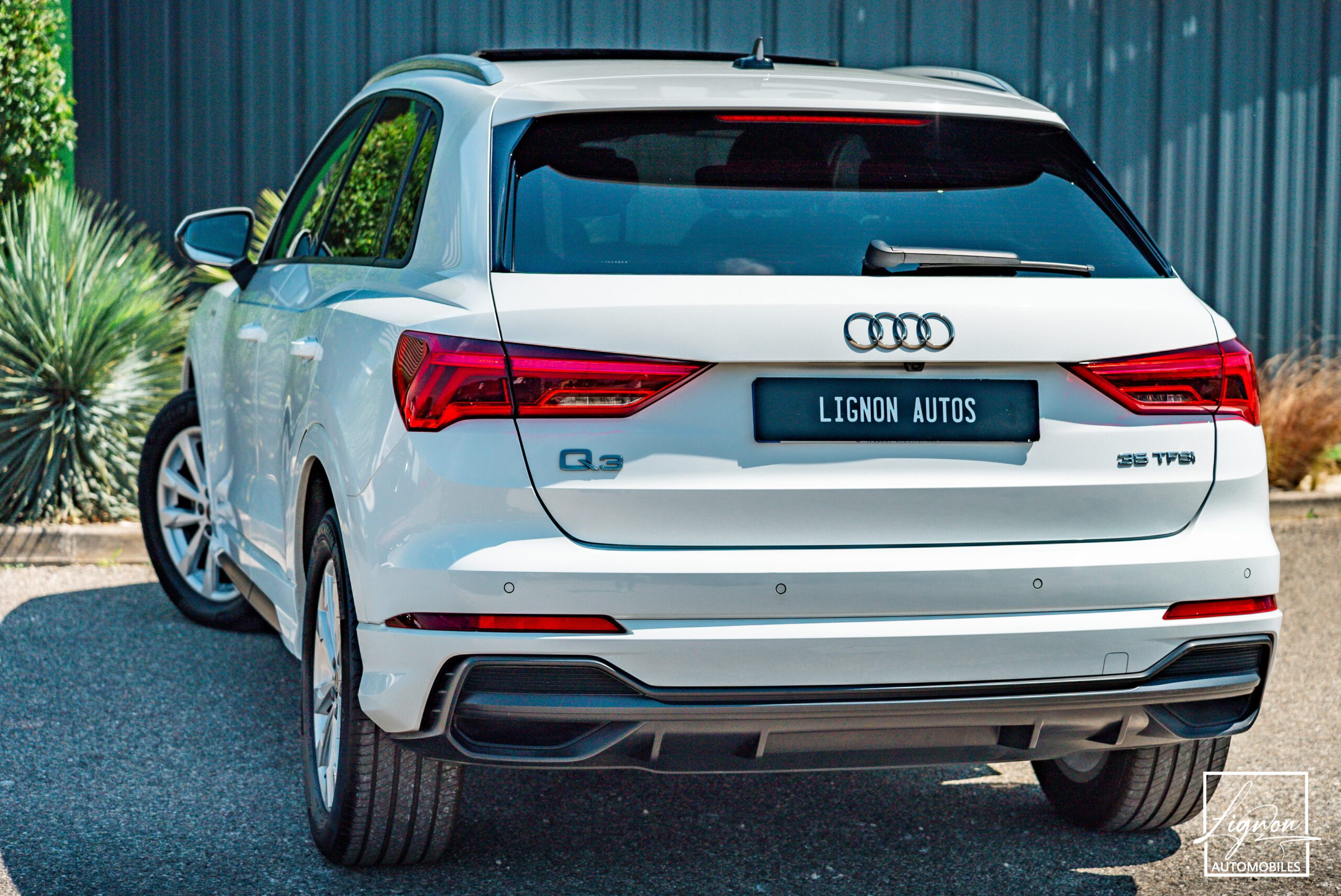Photo Audi Q3 35 TFSI 150 CH S Line S-tronic 7 - Toit Pano. - B&O